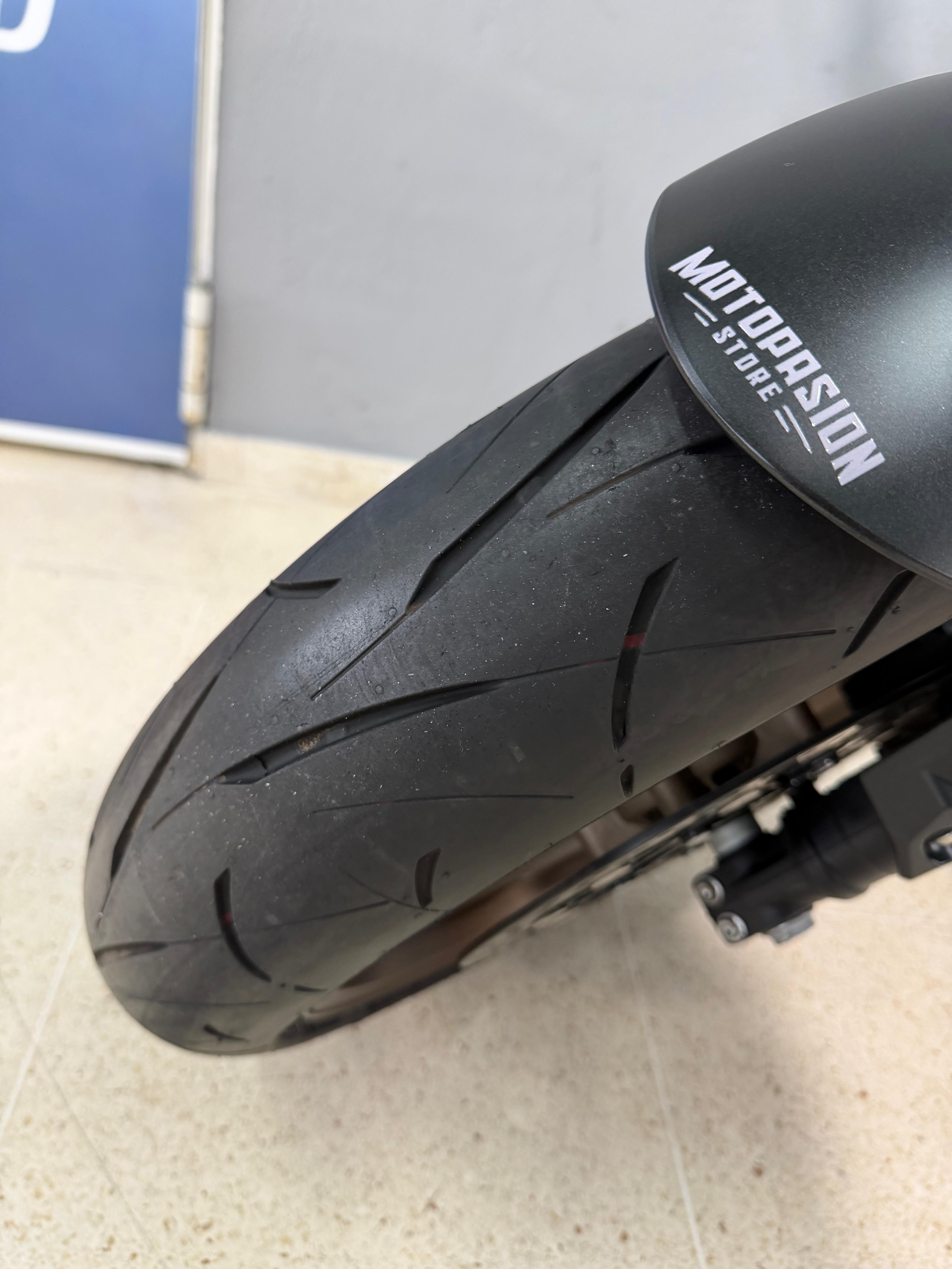 Imagen de HONDA CB650R E-CLUTCH
