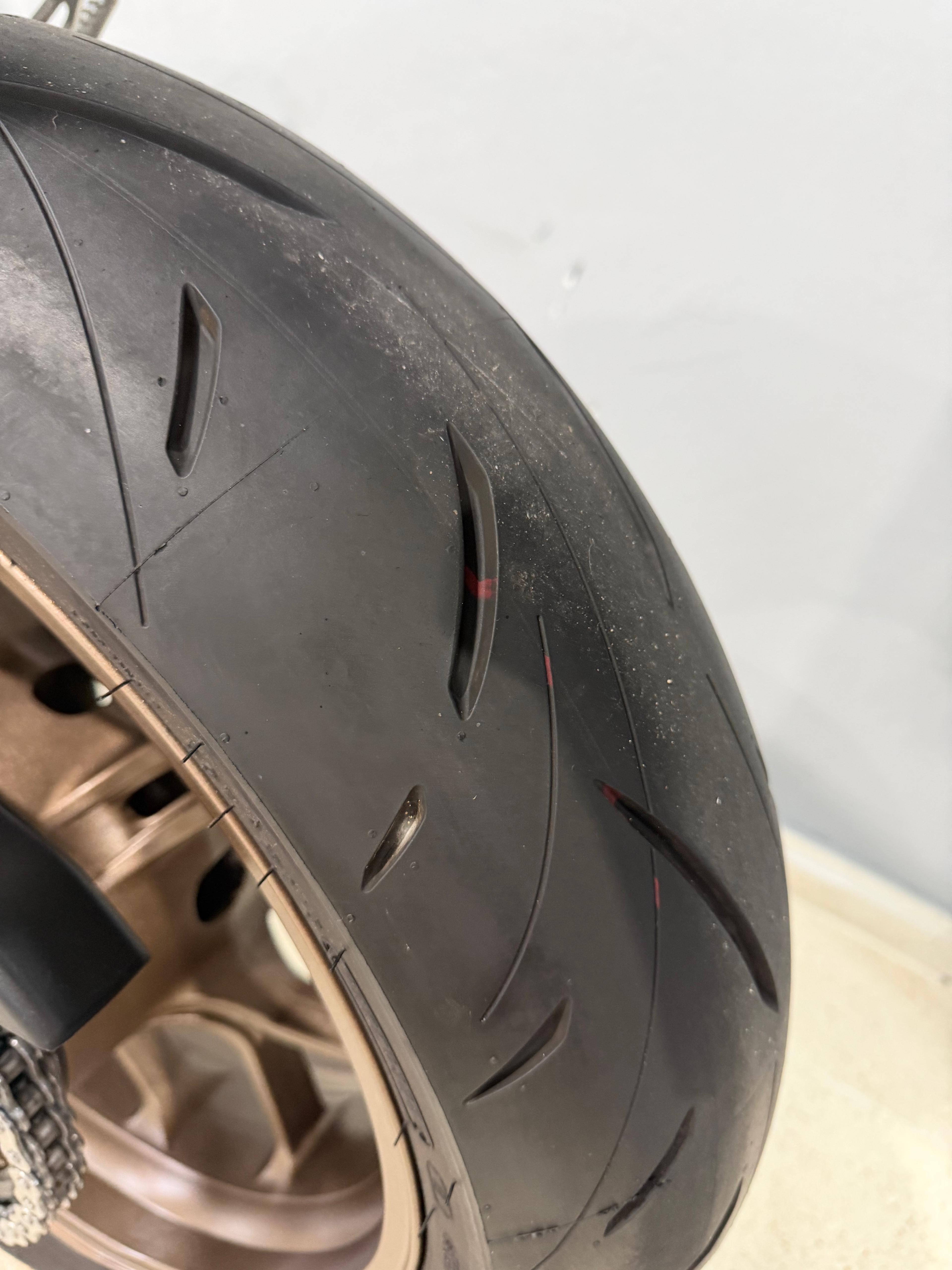 Imagen de HONDA CB650R E-CLUTCH