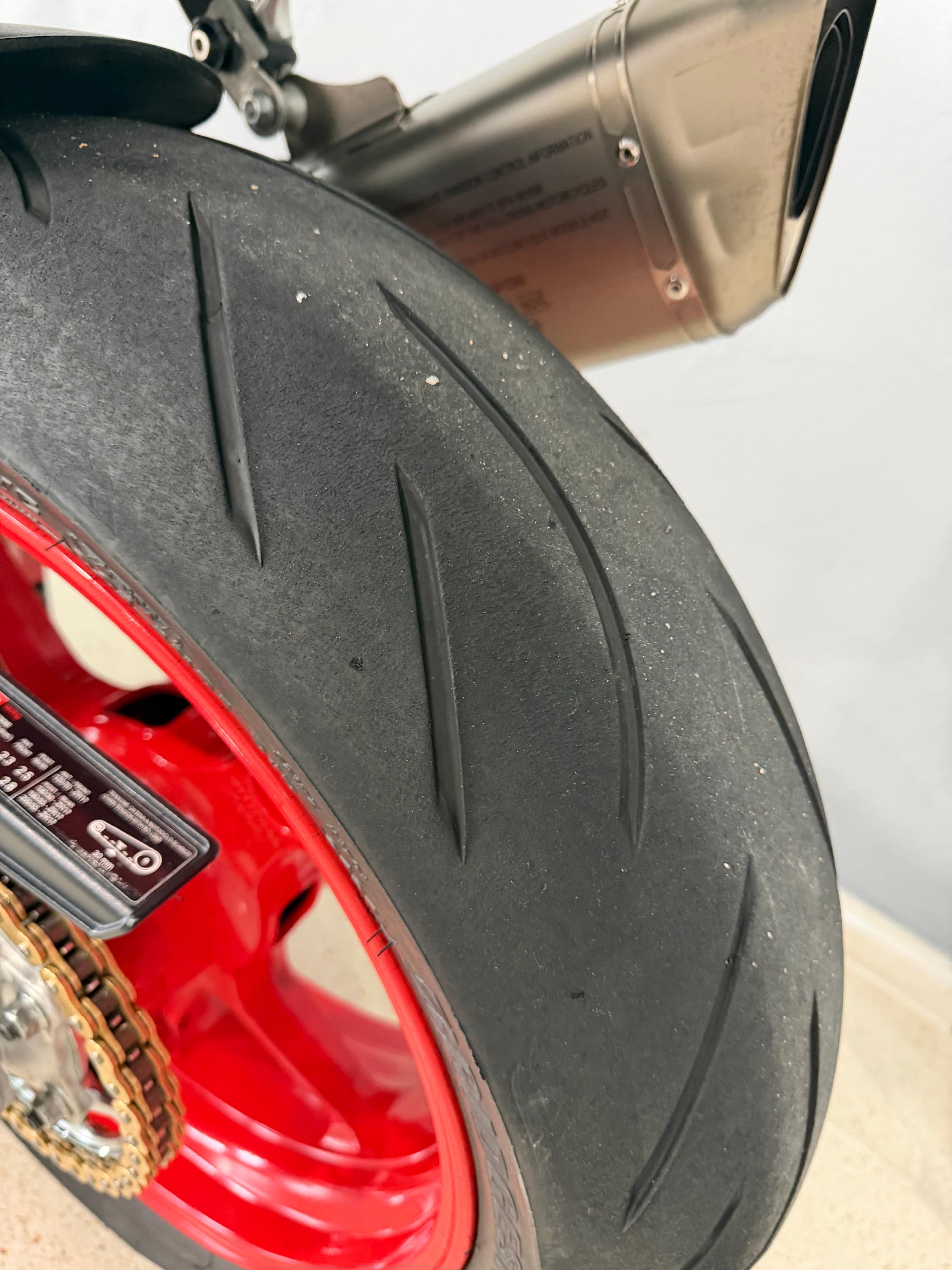 Imagen de APRILIA RSV4