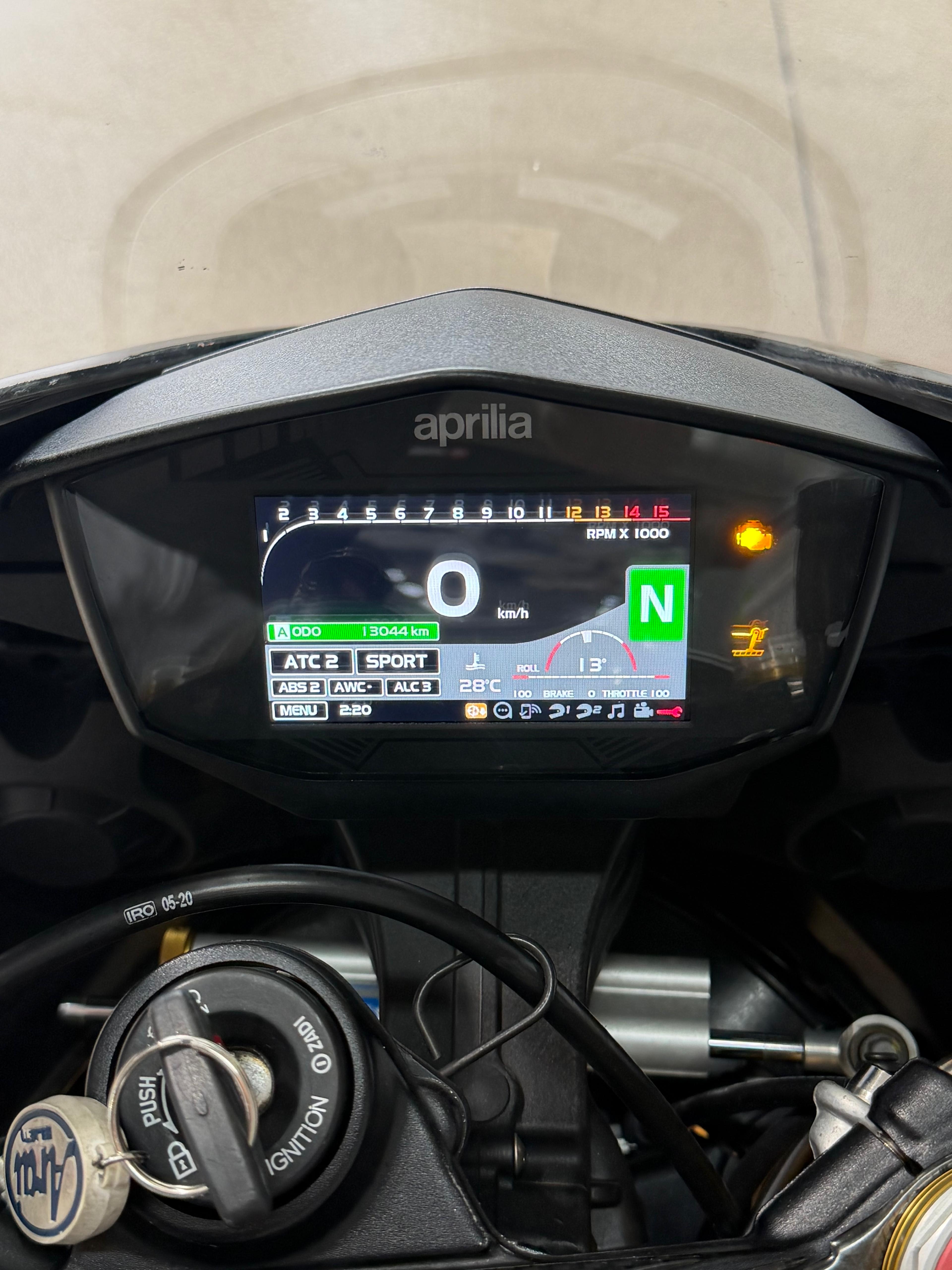 Imagen de APRILIA RSV4