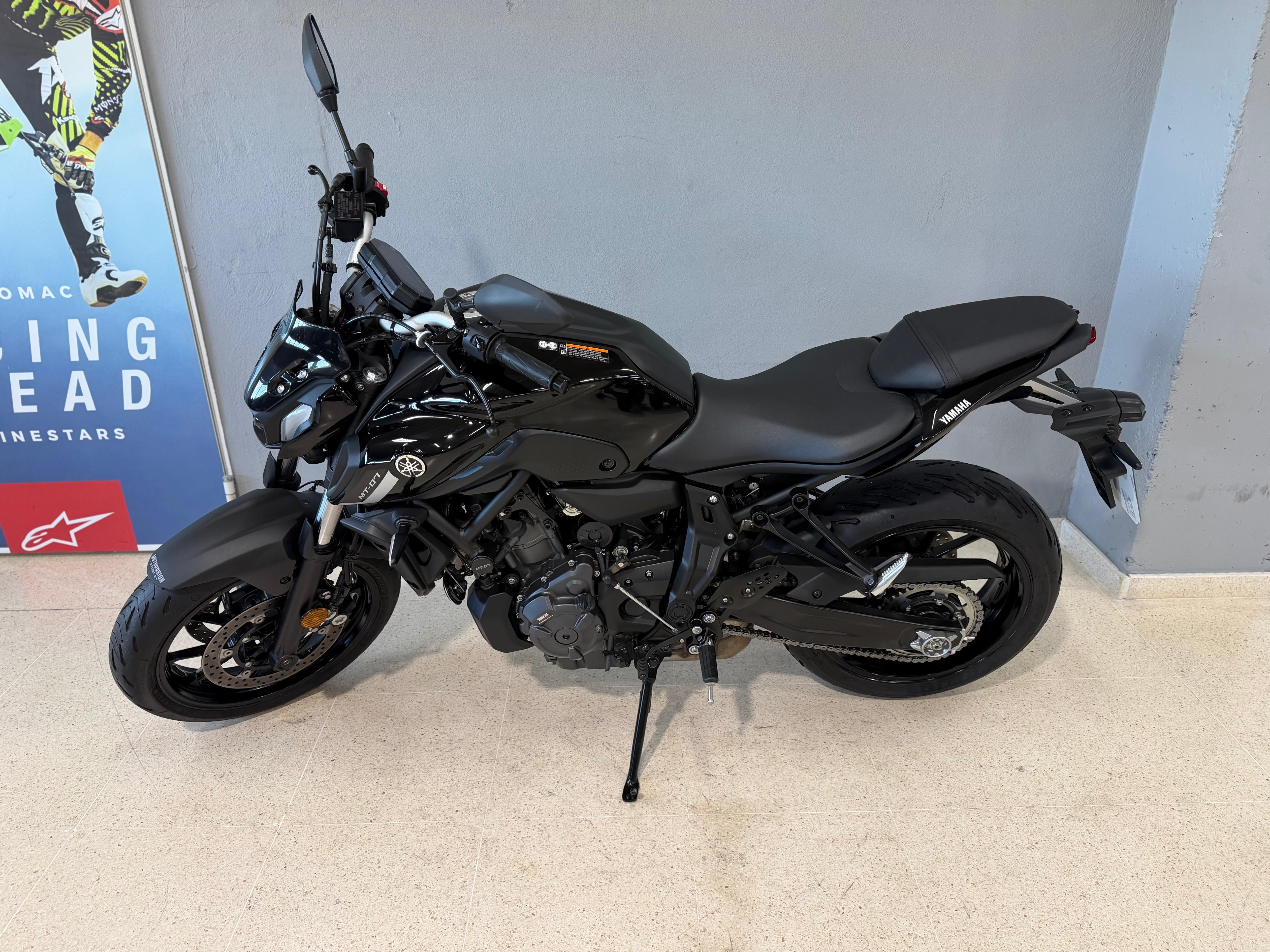 Foto 4 de YAMAHA MT 07 Imagen de YAMAHA MT 07