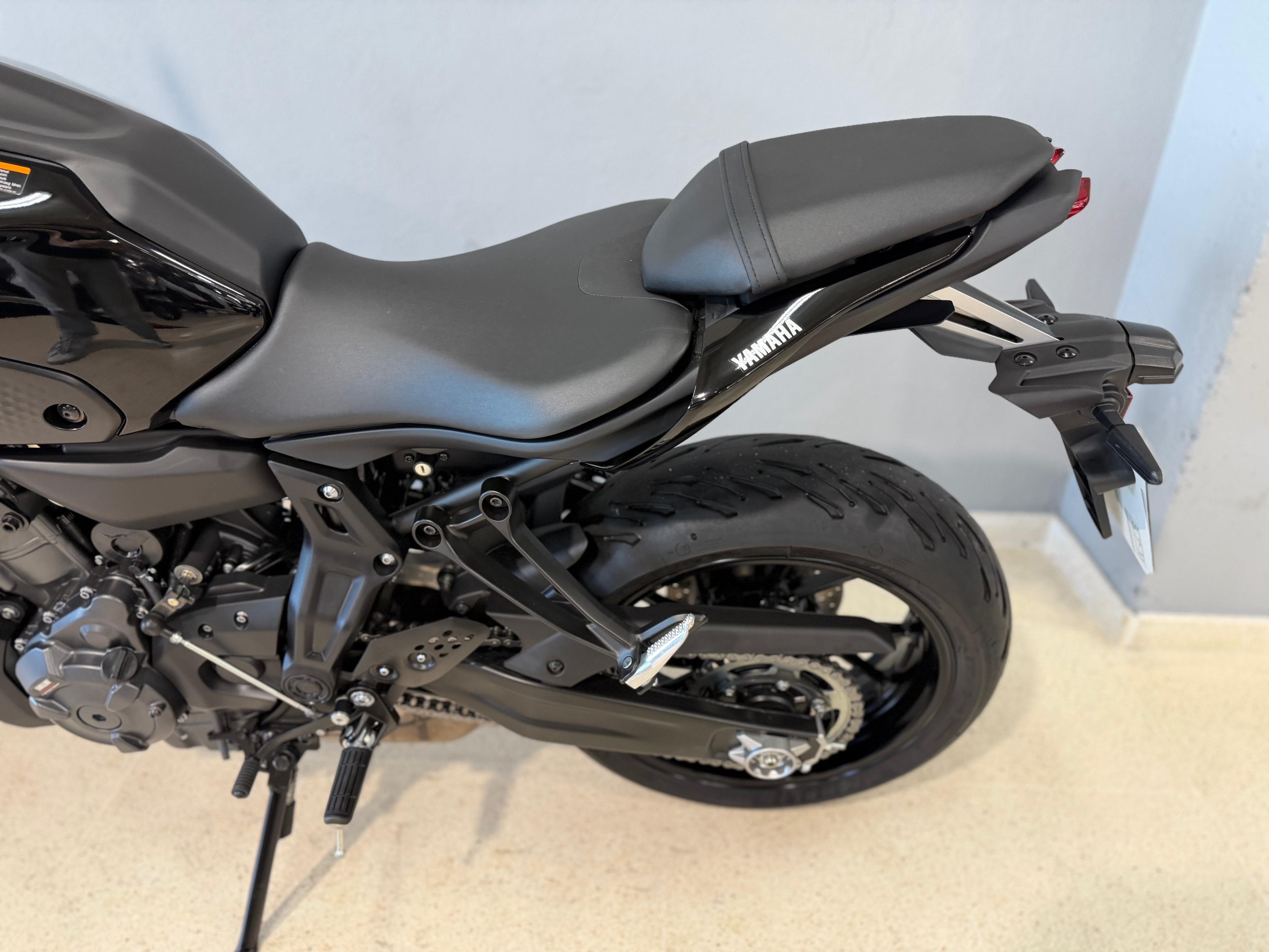 Foto 6 de YAMAHA MT 07 Imagen de YAMAHA MT 07
