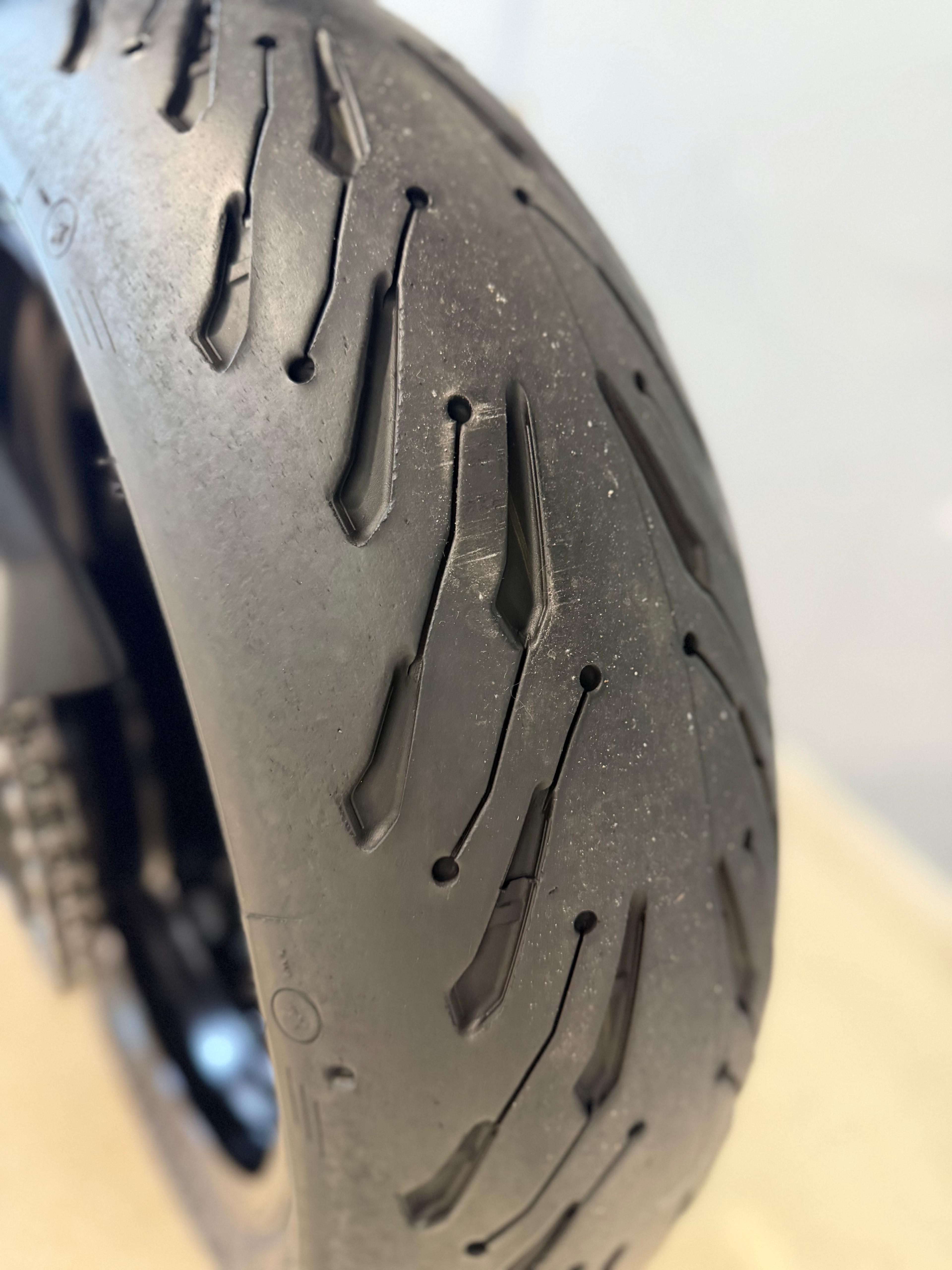 Foto 8 de YAMAHA MT 07 Imagen de YAMAHA MT 07