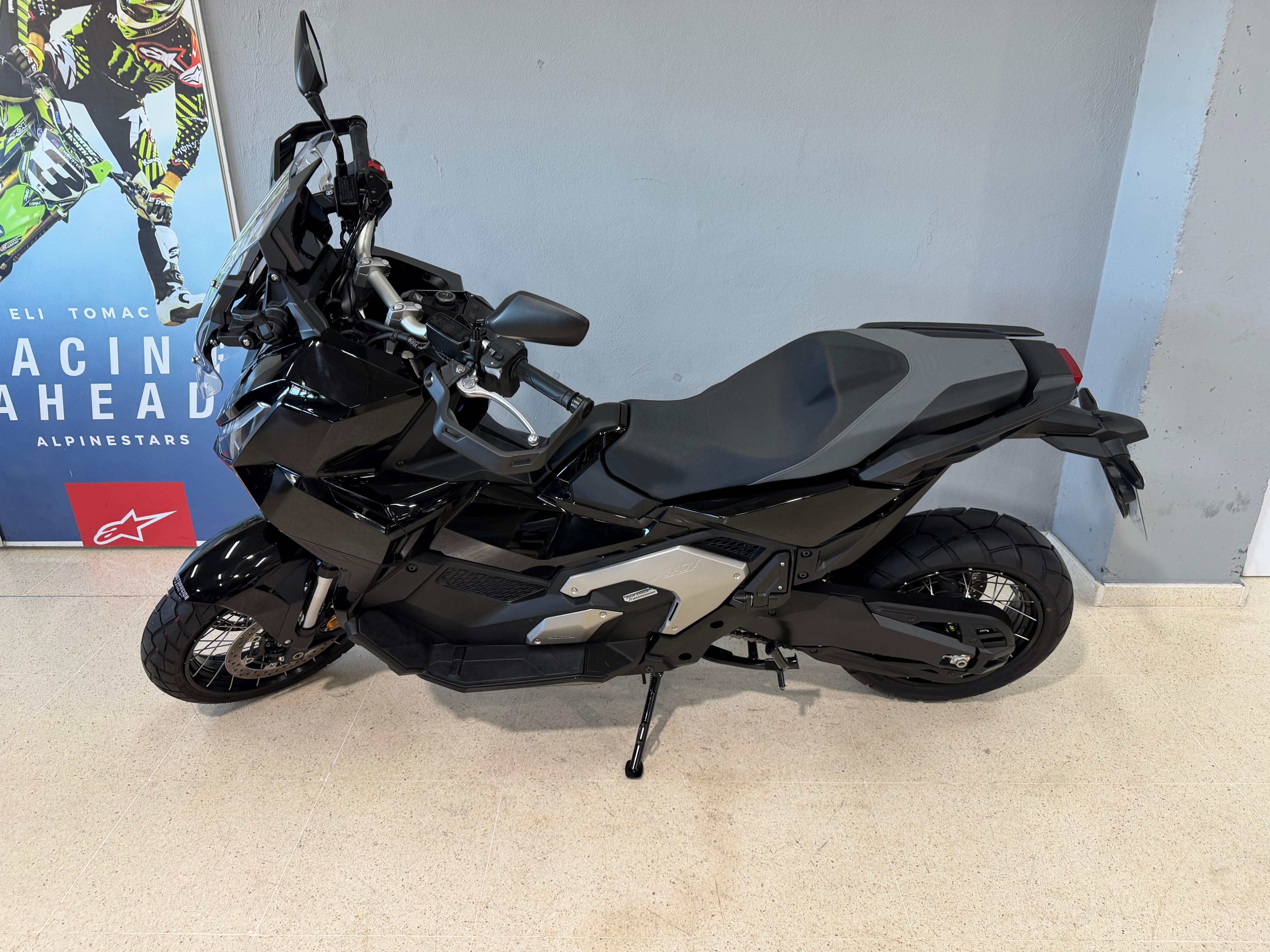 Foto 4 de HONDA X-ADV 750 Imagen de HONDA X-ADV 750