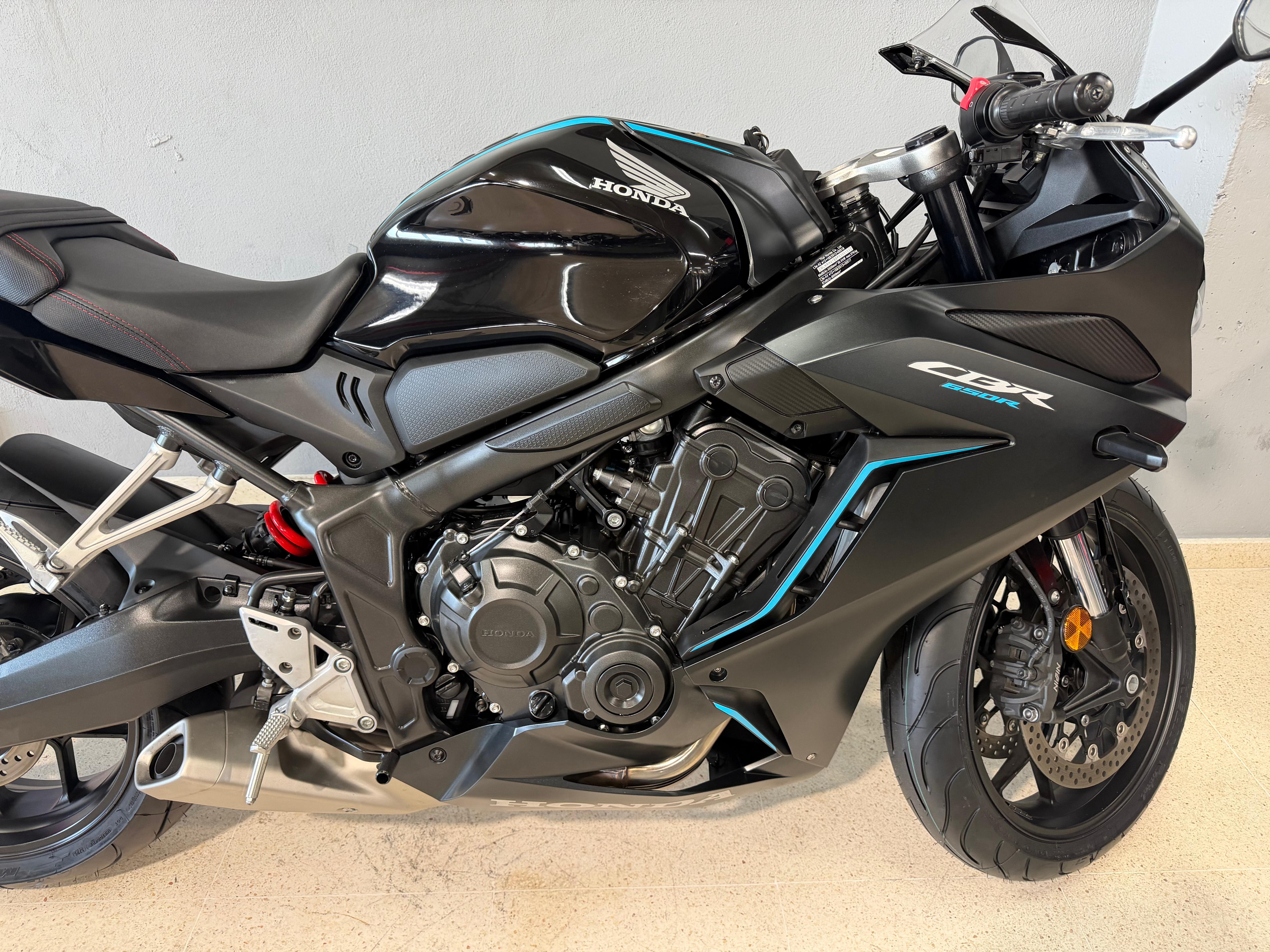 Foto 2 de HONDA CBR 650R 35KW Imagen de HONDA CBR 650R 35KW