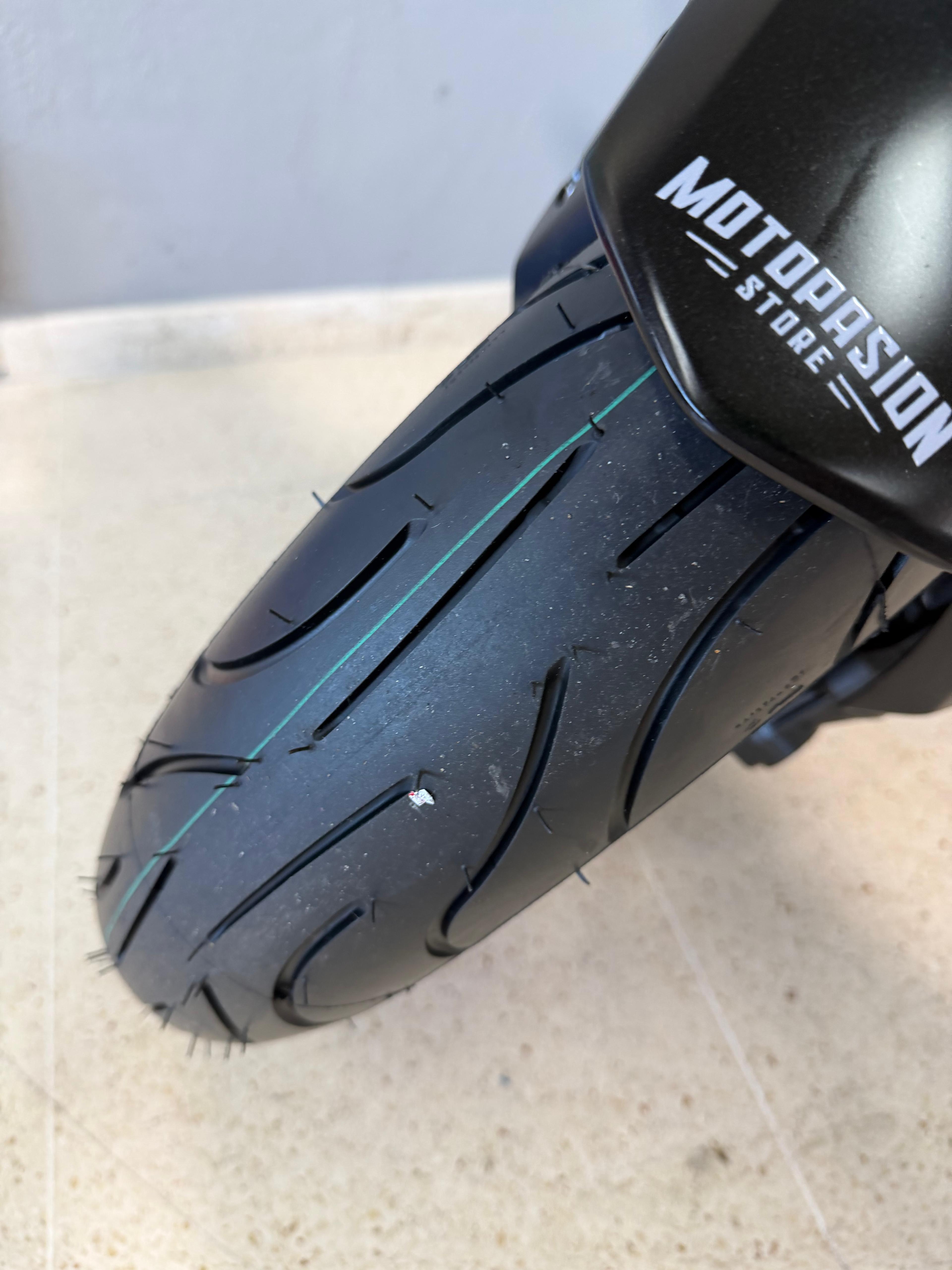 Imagen de KAWASAKI Z 900 A2 21 - NEGRO/ROJO