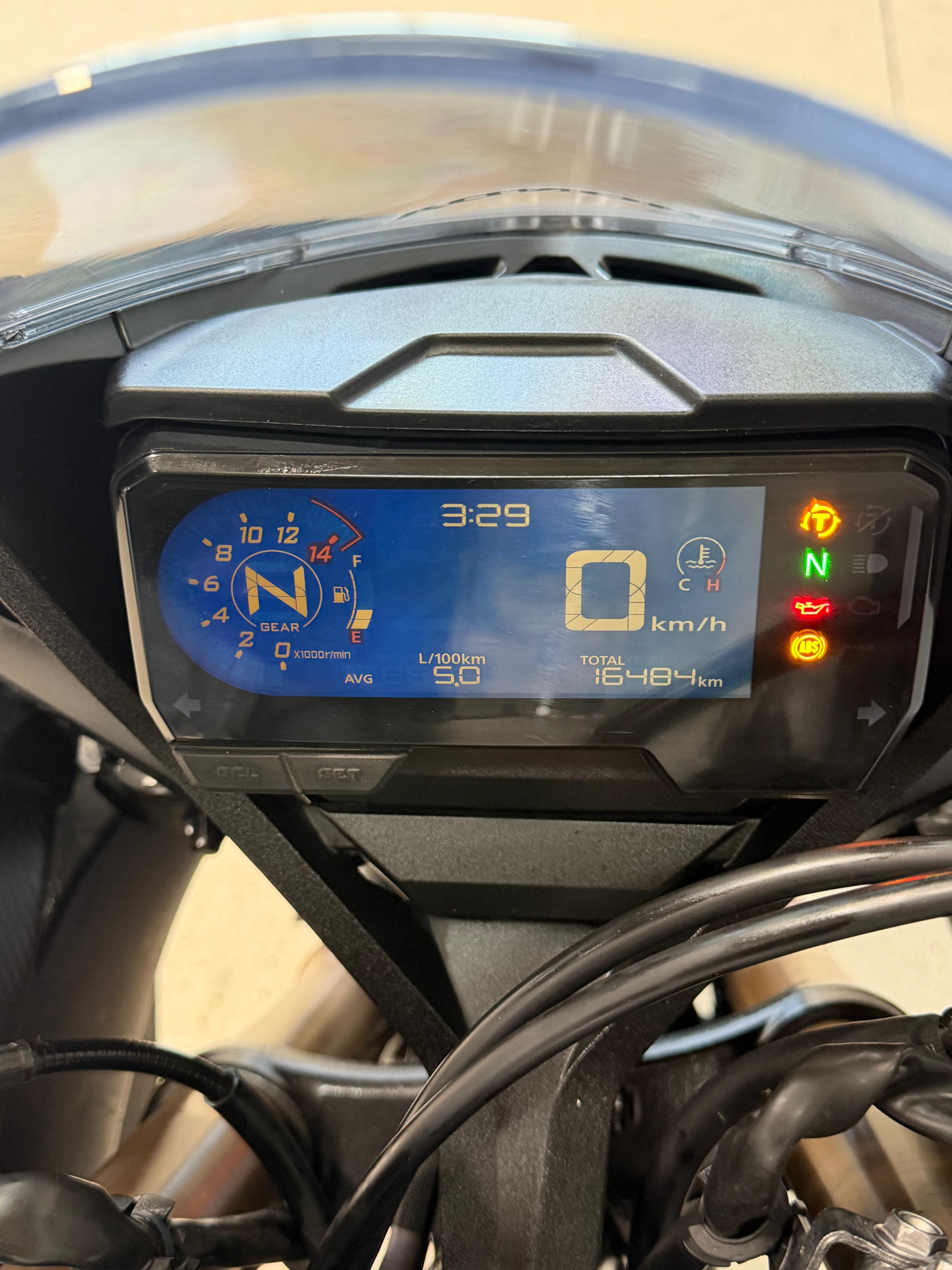 Imagen de HONDA CBR 650R