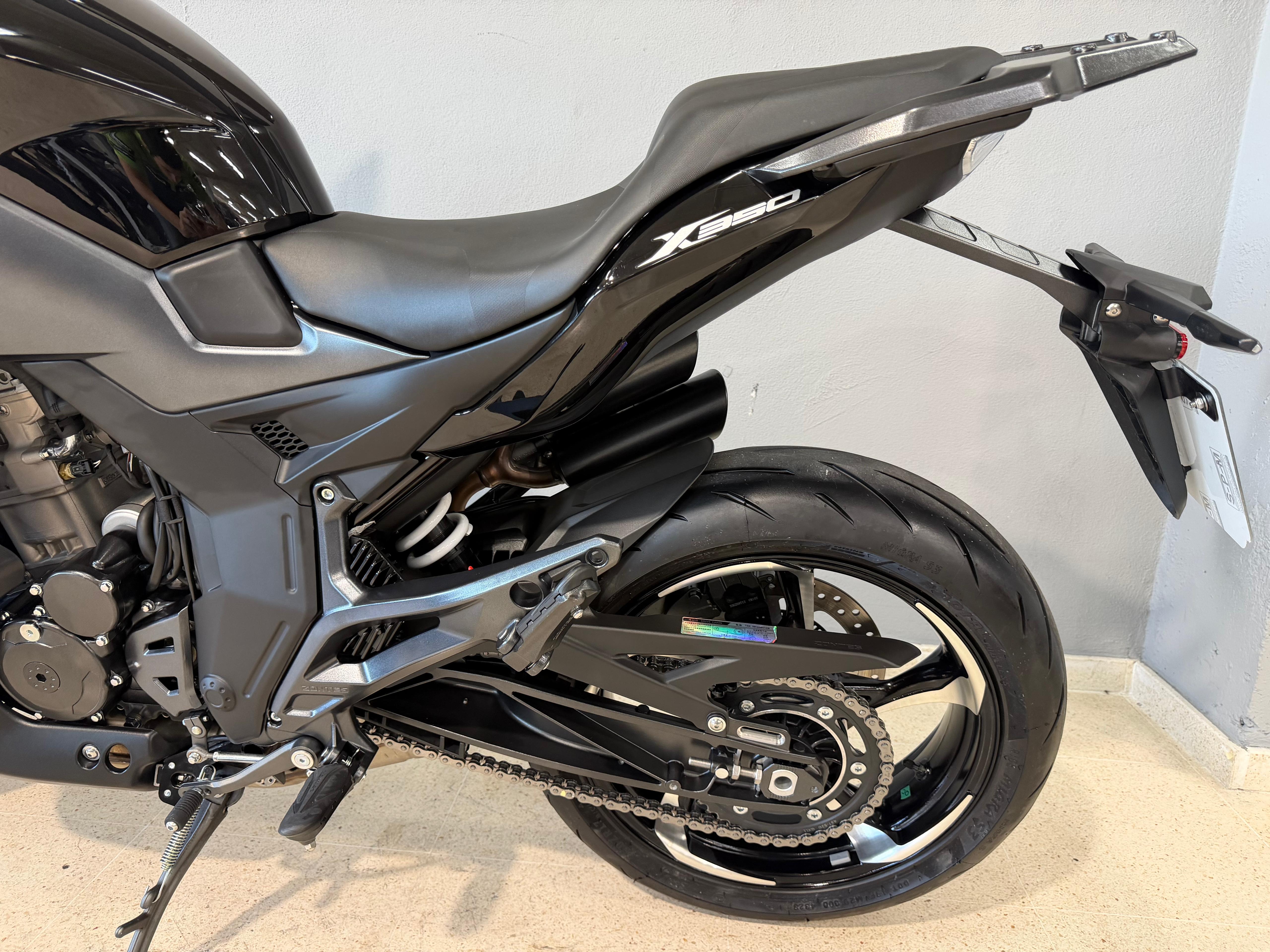 Imagen de ZONTES X 350 - NEGRO