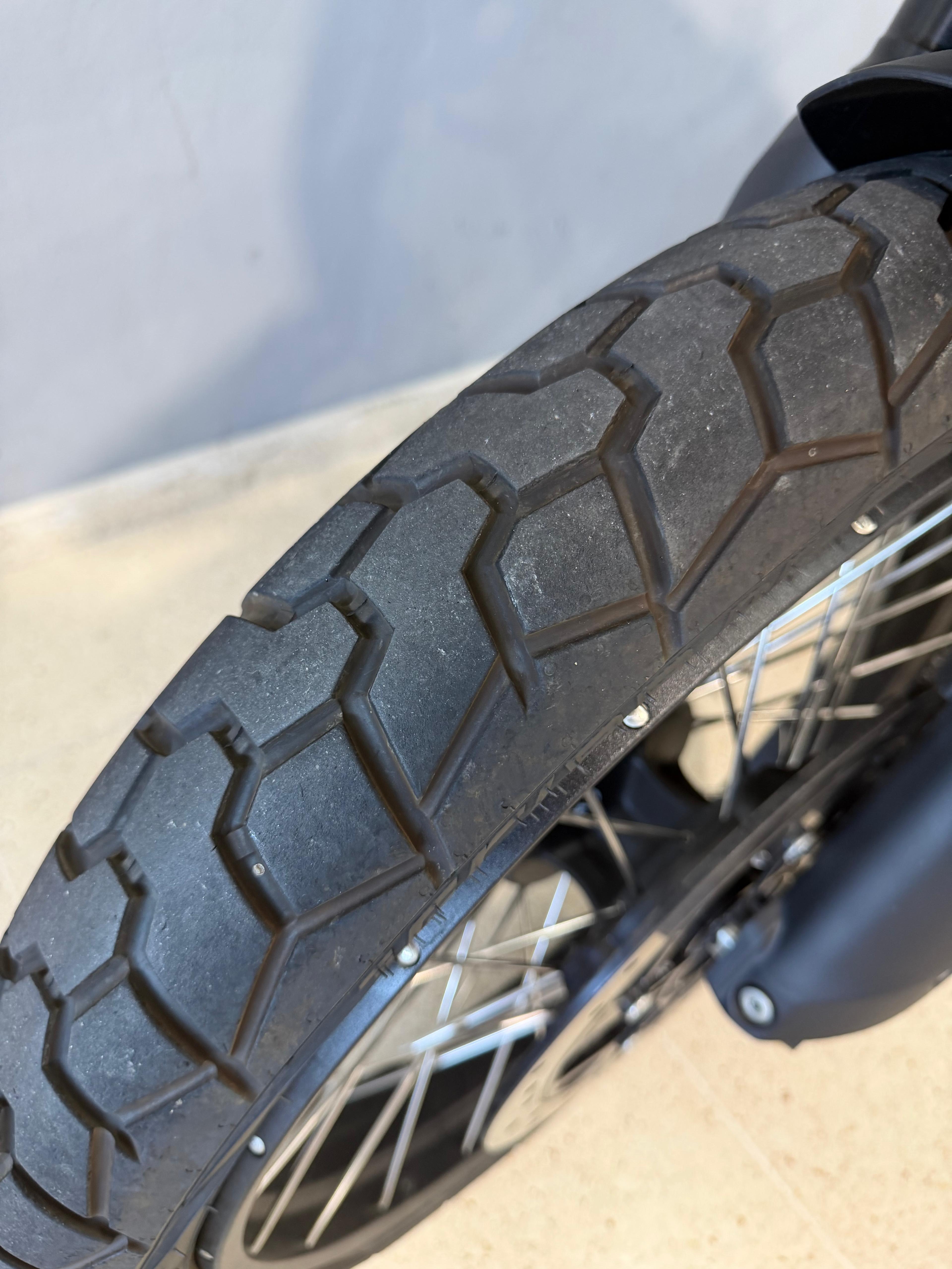 Imagen de ROYAL ENFIELD HIMALAYAN 450