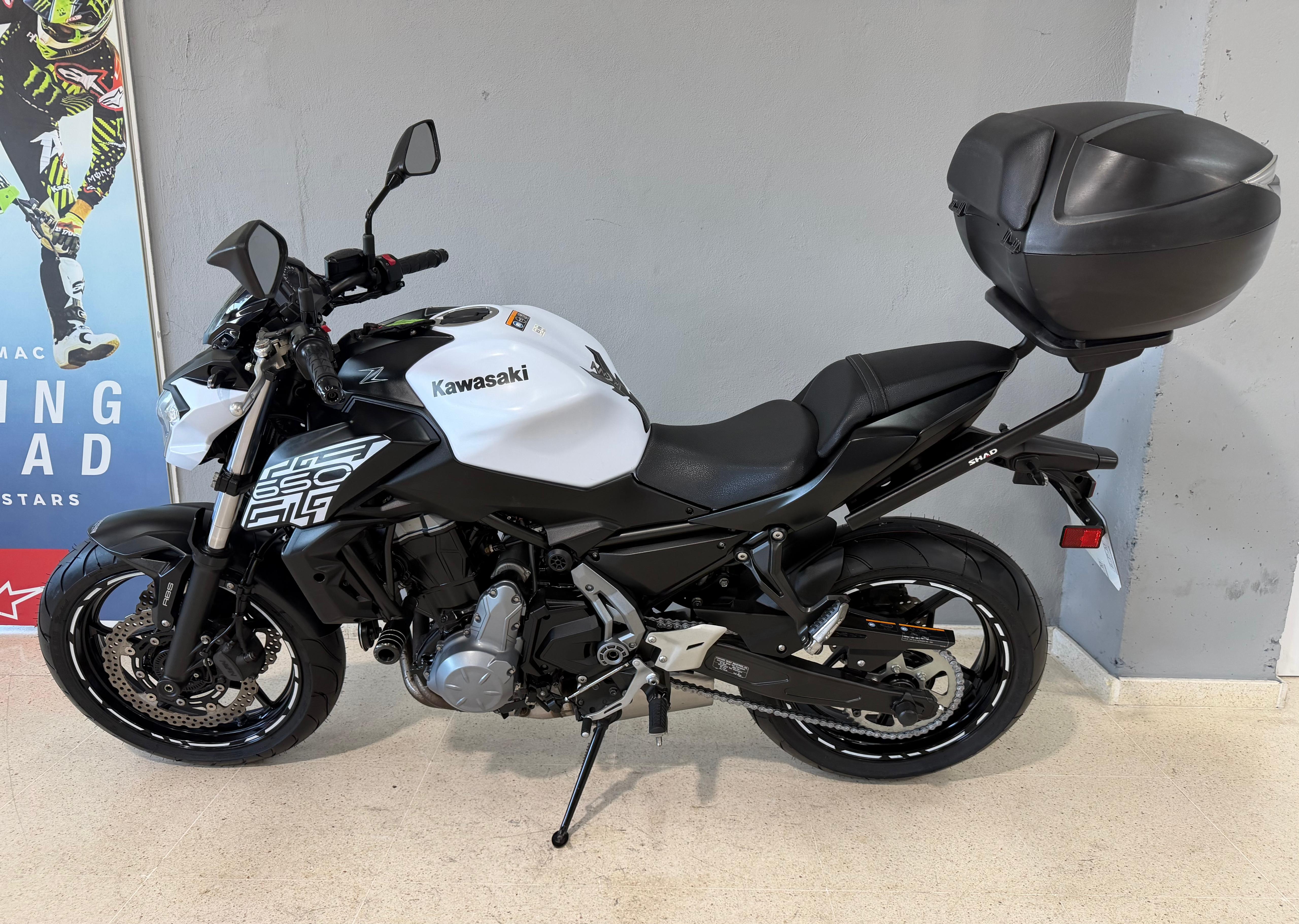 Foto 4 de KAWASAKI Z 650 Imagen de KAWASAKI Z 650