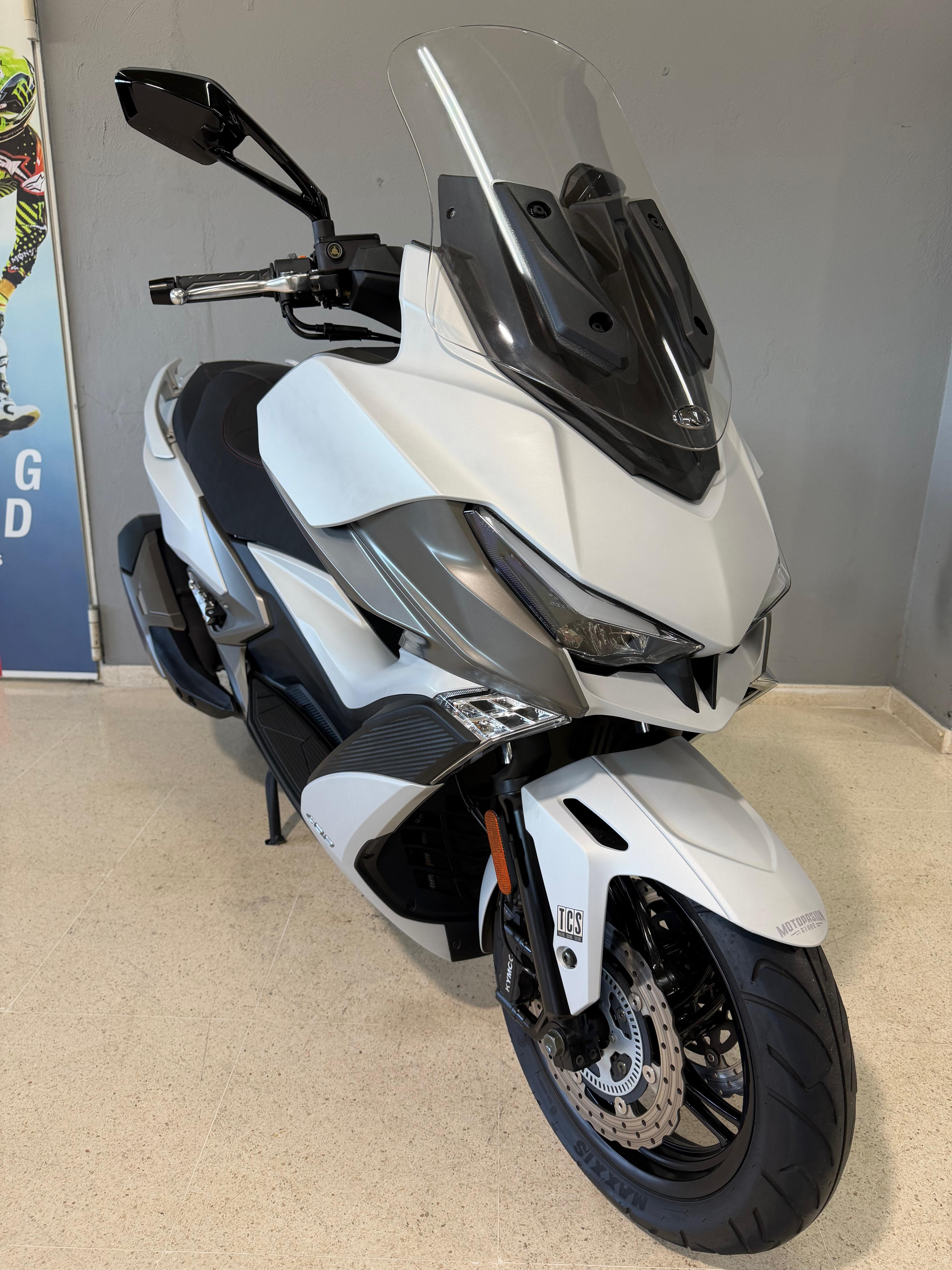 Foto 3 de KYMCO XCITING 400 Imagen de KYMCO XCITING 400