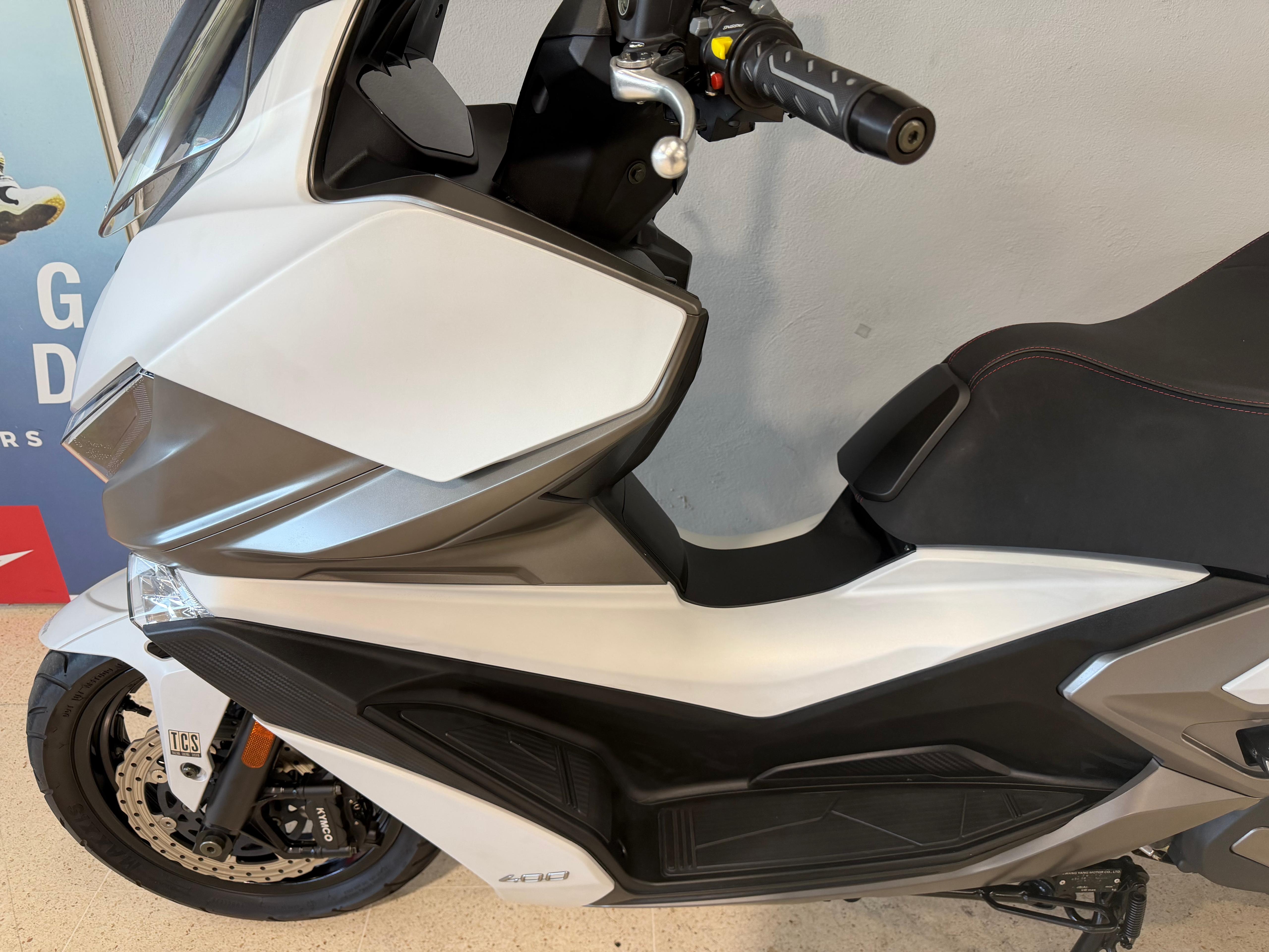 Foto 5 de KYMCO XCITING 400 Imagen de KYMCO XCITING 400