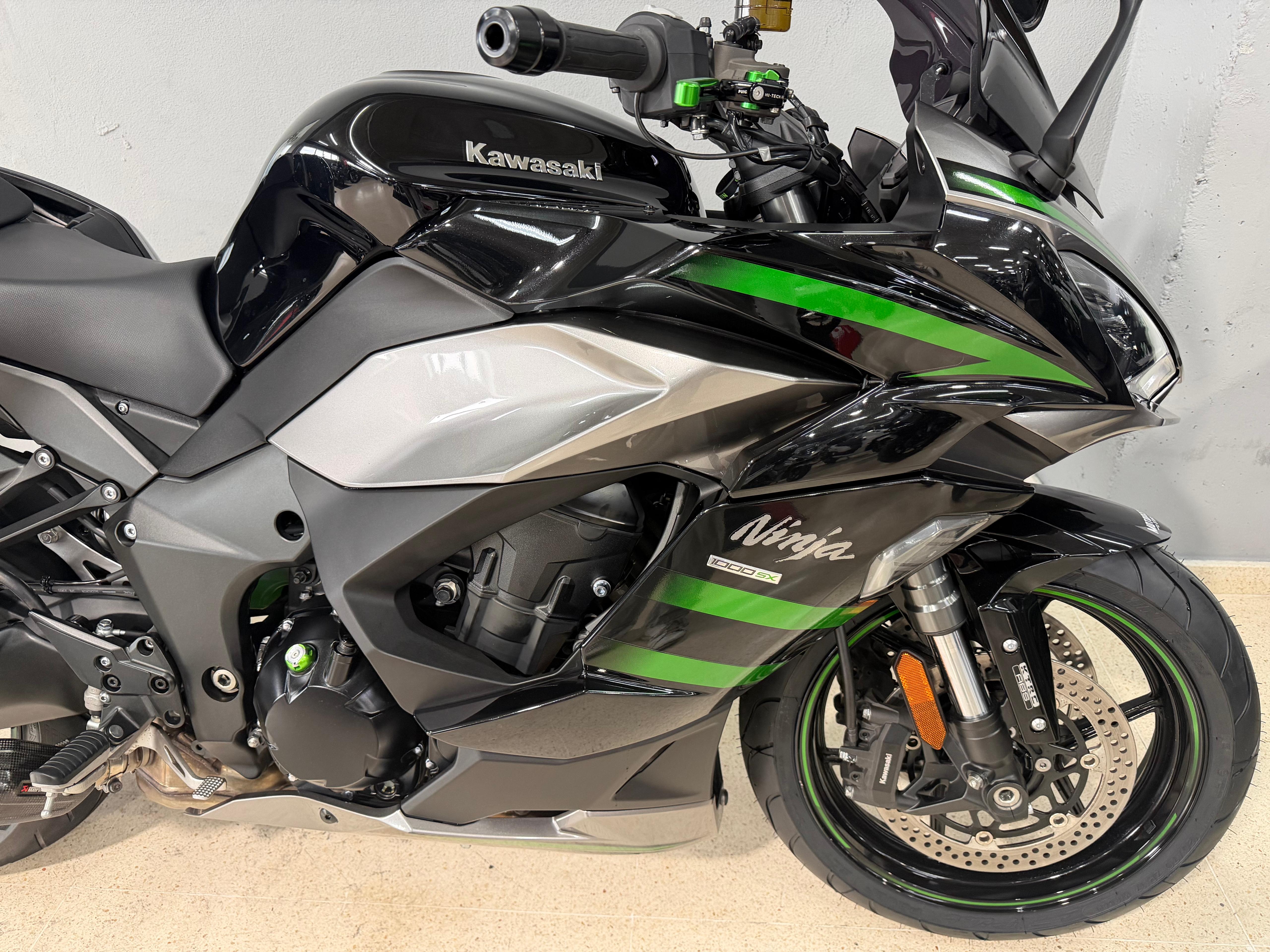 Foto 2 de KAWASAKI NINJA 1000SX Imagen de KAWASAKI NINJA 1000SX
