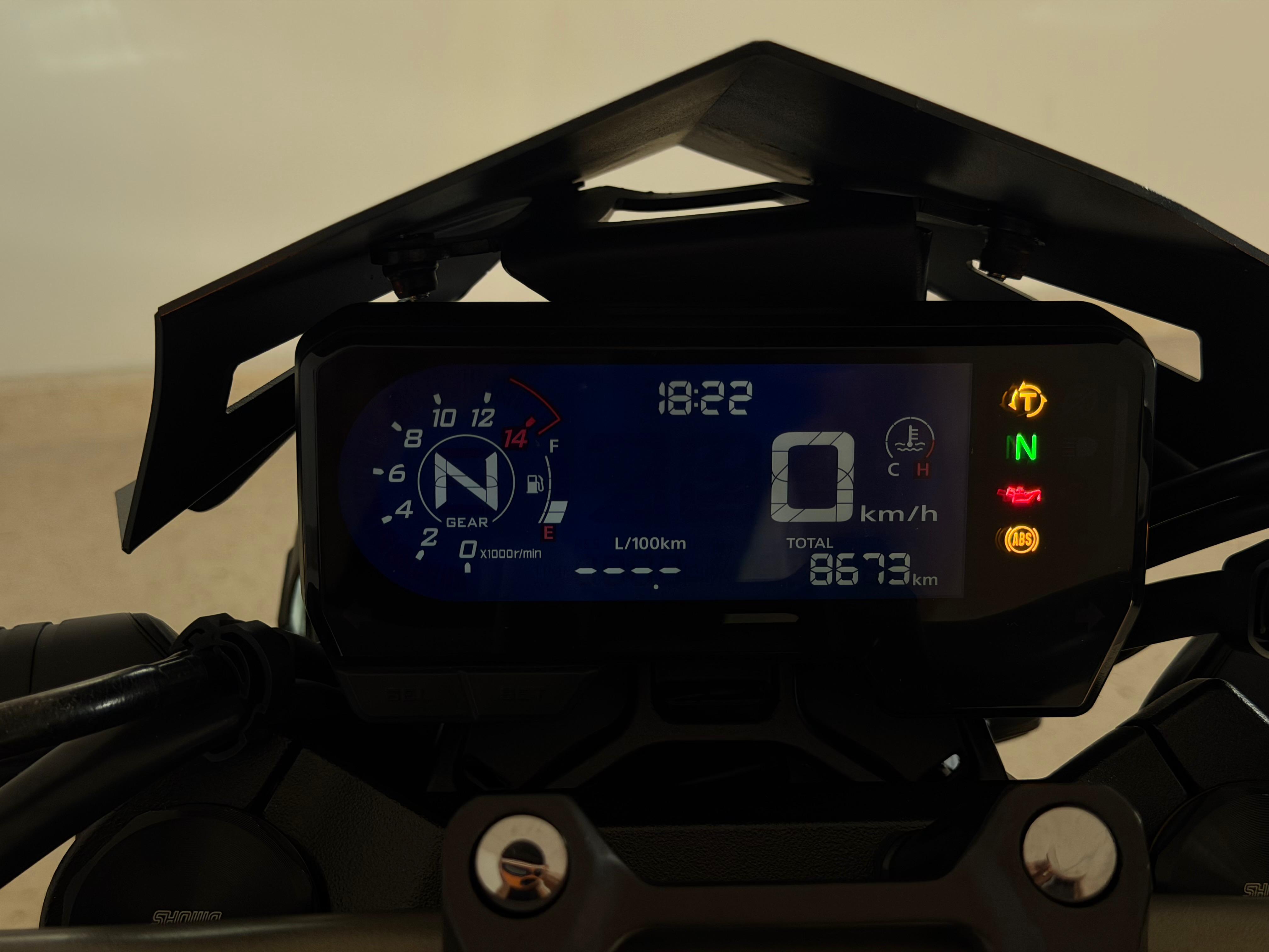 Imagen de HONDA CB650R ABS - 2023 (CB650RAP) - ROJO GRAND PRIX