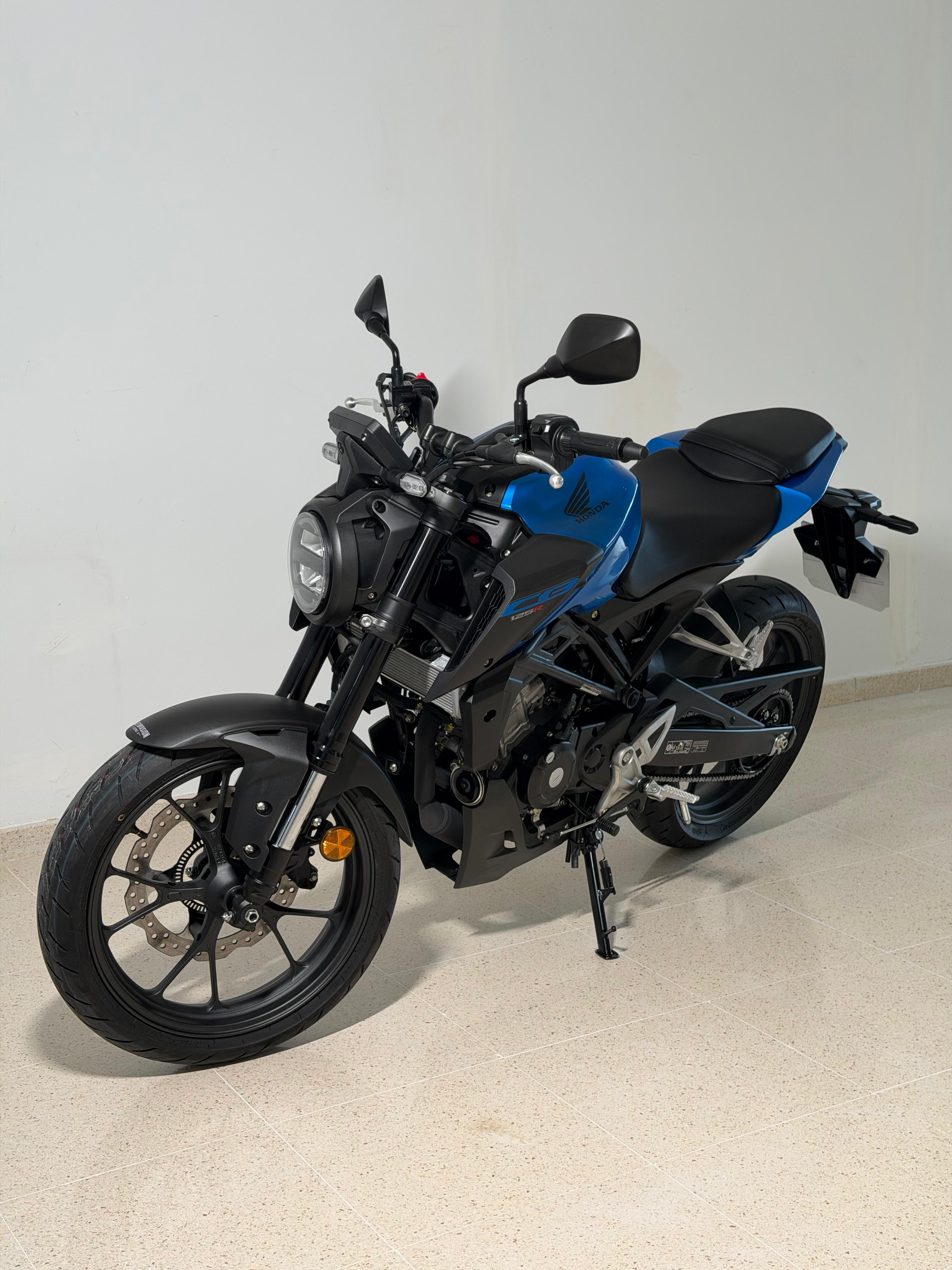Foto 7 de HONDA CB 125 NA Imagen de HONDA CB 125 NA