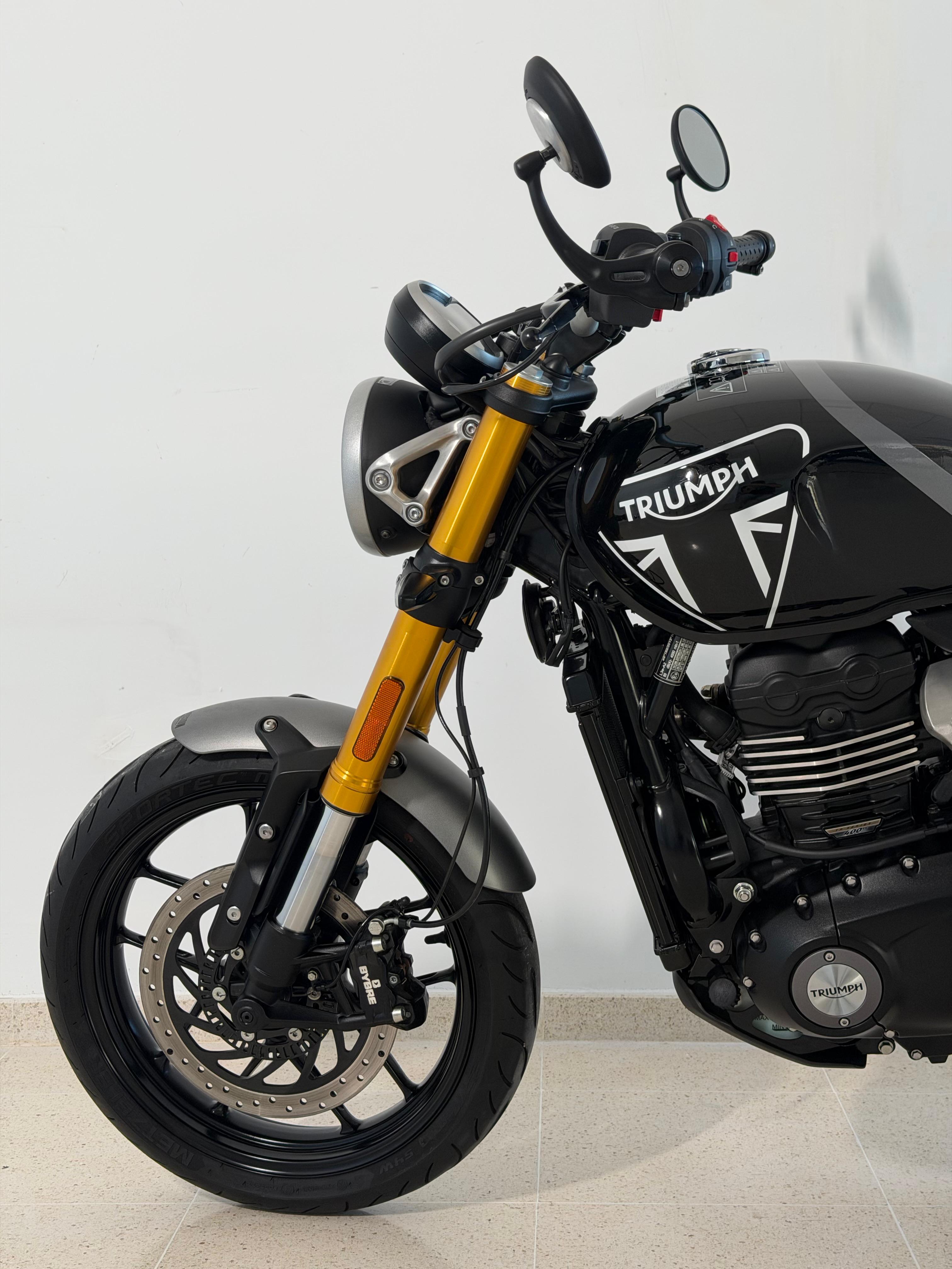 Foto 5 de TRIUMPH SPEED 400 24 - PHANTOM BLACK/ STORM GREY Imagen de TRIUMPH SPEED 400 24 - PHANTOM BLACK/ STORM GREY