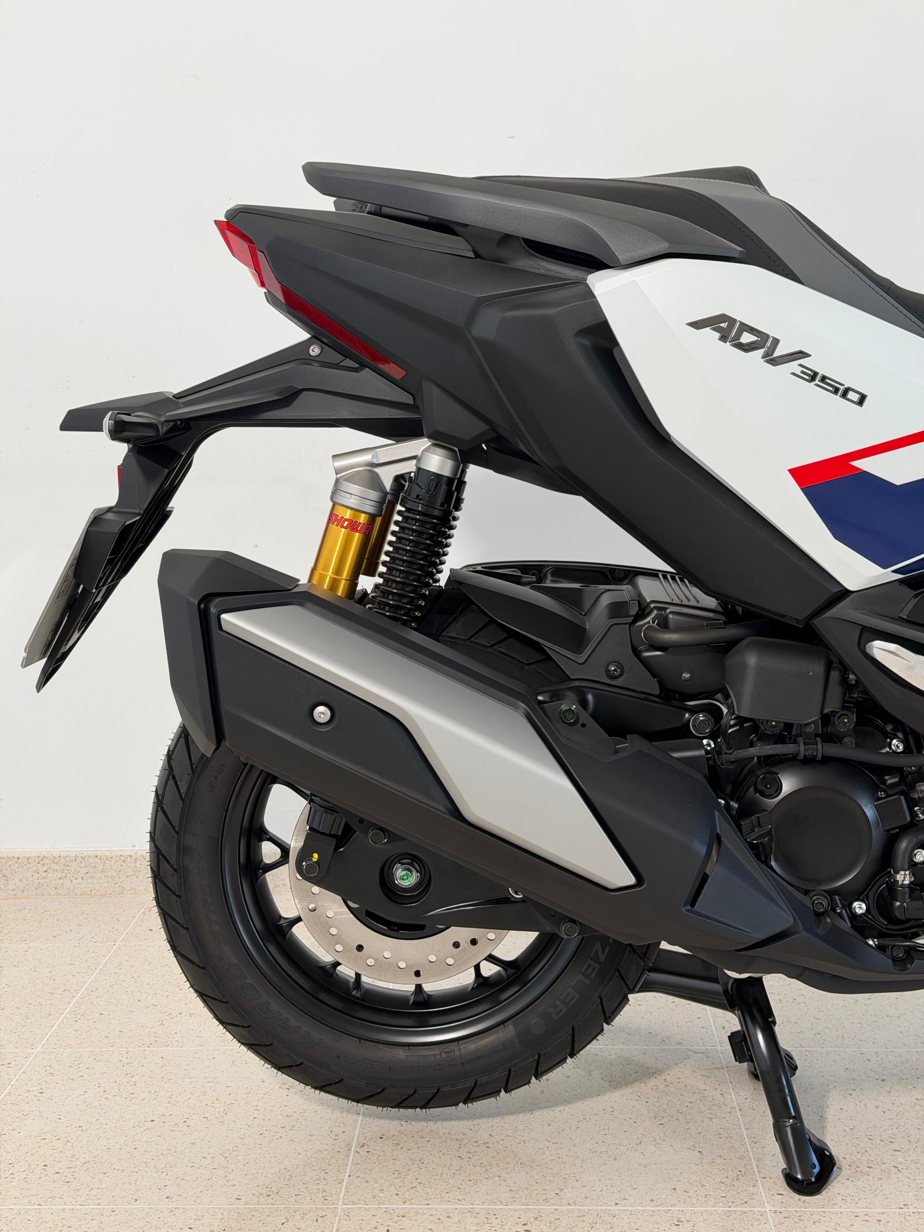 Imagen de HONDA ADV 350