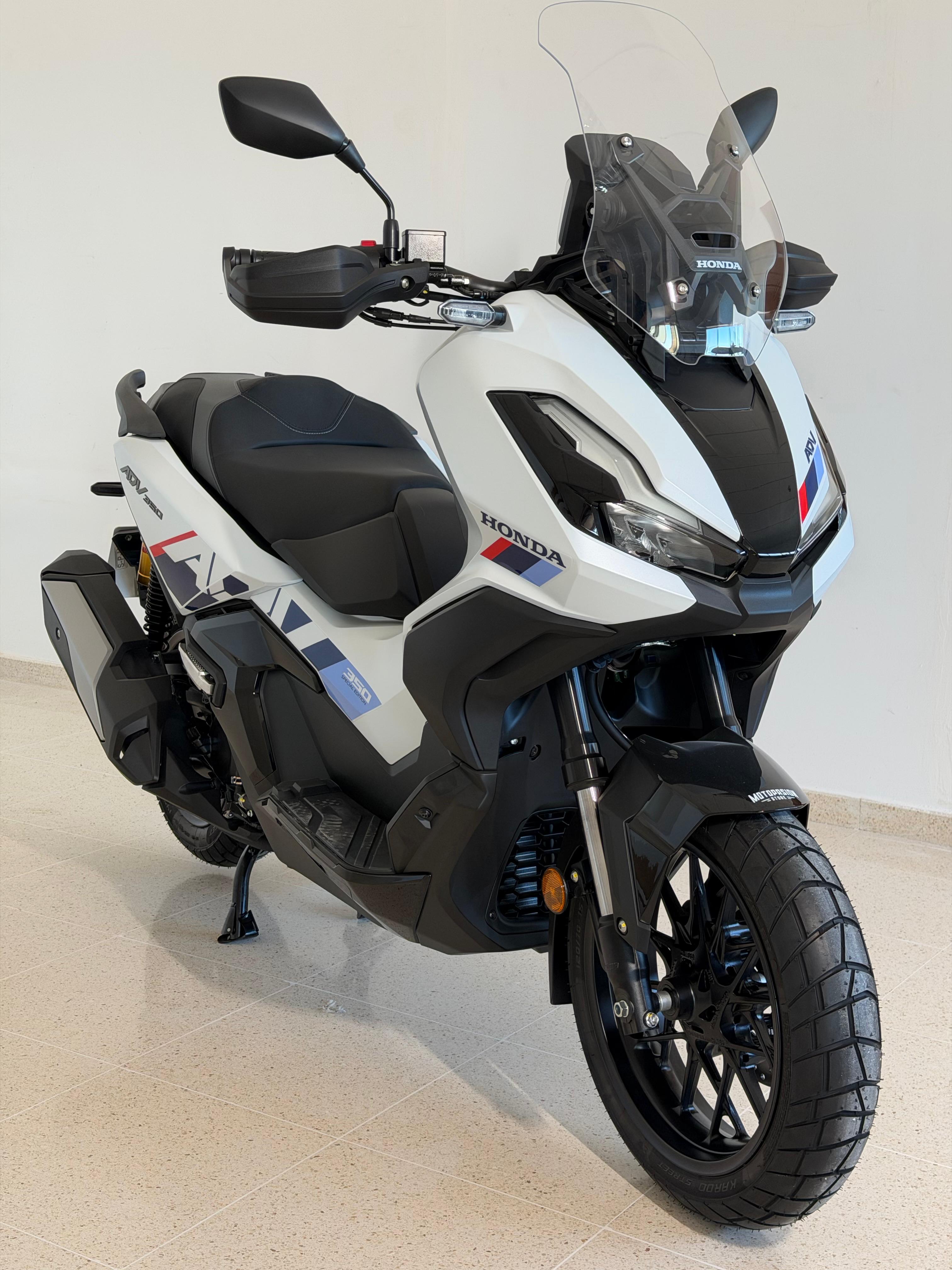 Imagen de HONDA ADV 350