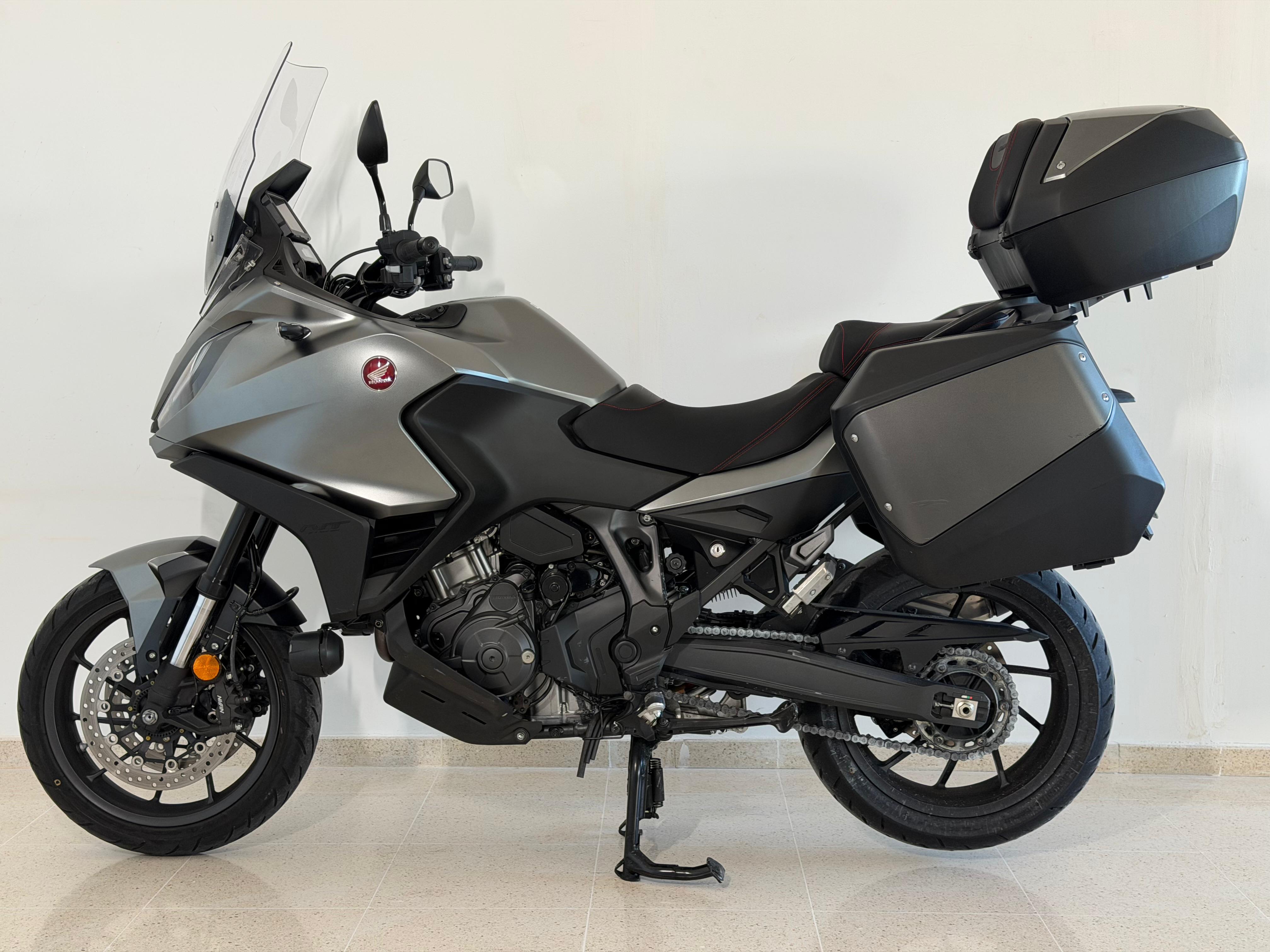 Foto 4 de HONDA NT1100 DCT Imagen de HONDA NT1100 DCT