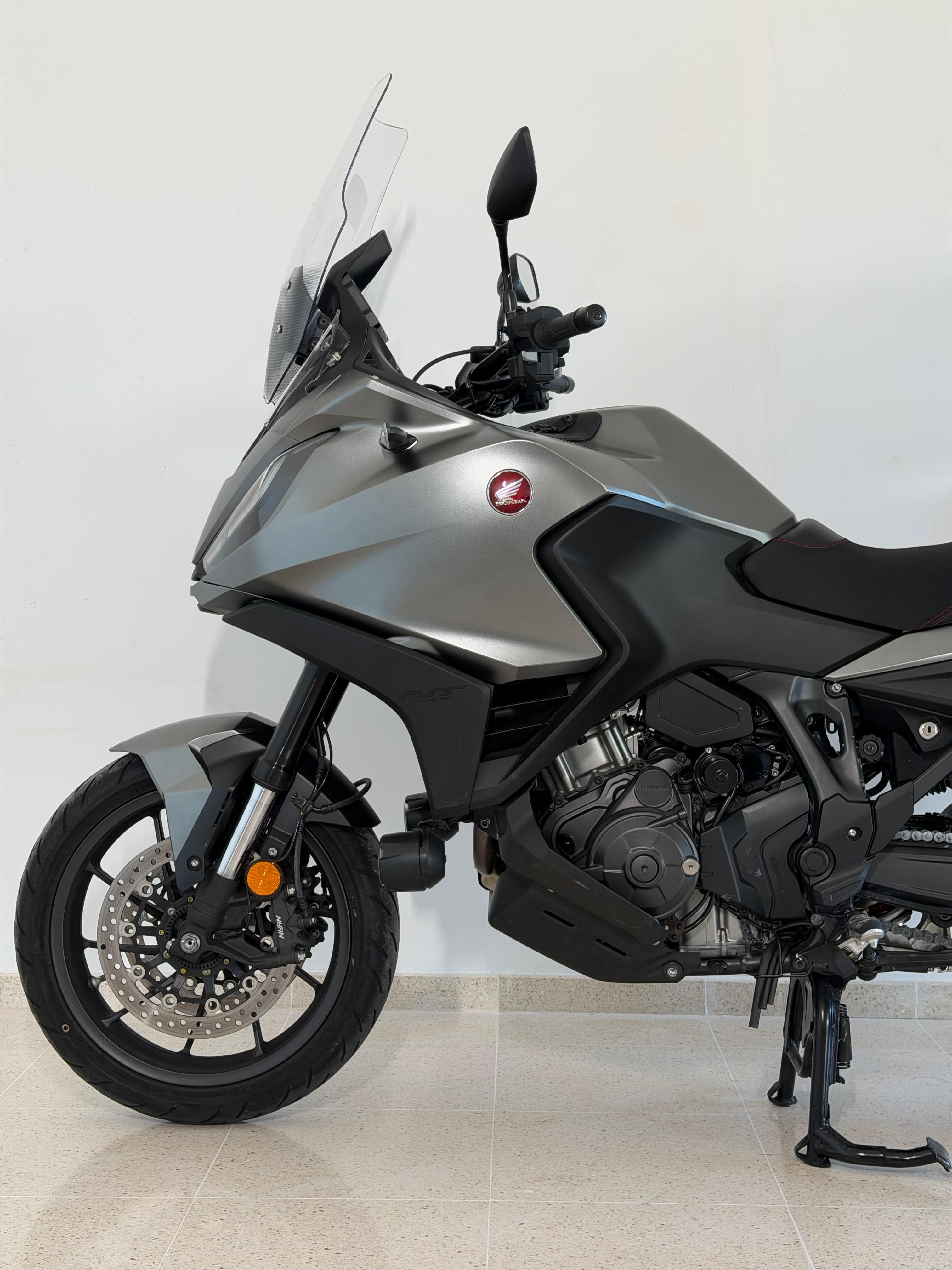 Foto 5 de HONDA NT1100 DCT Imagen de HONDA NT1100 DCT