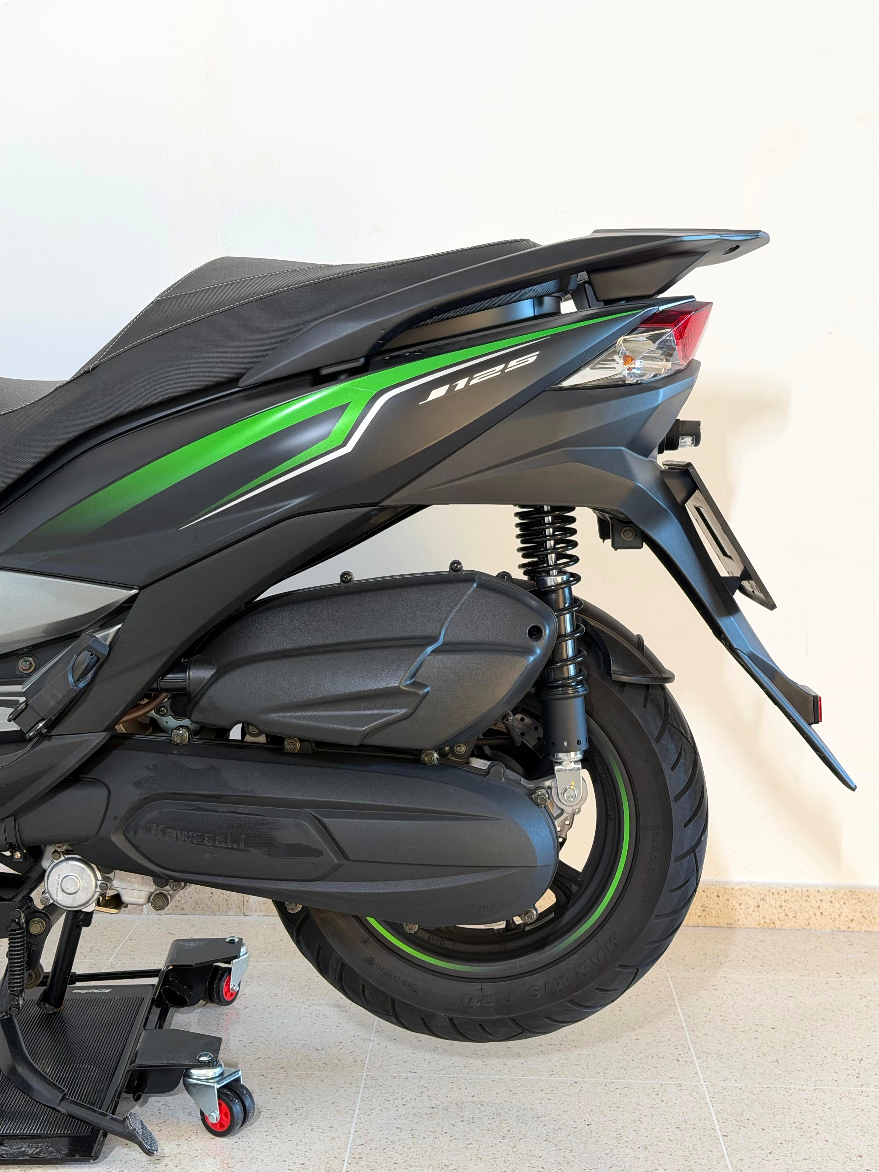 Imagen de KAWASAKI J 125 SE