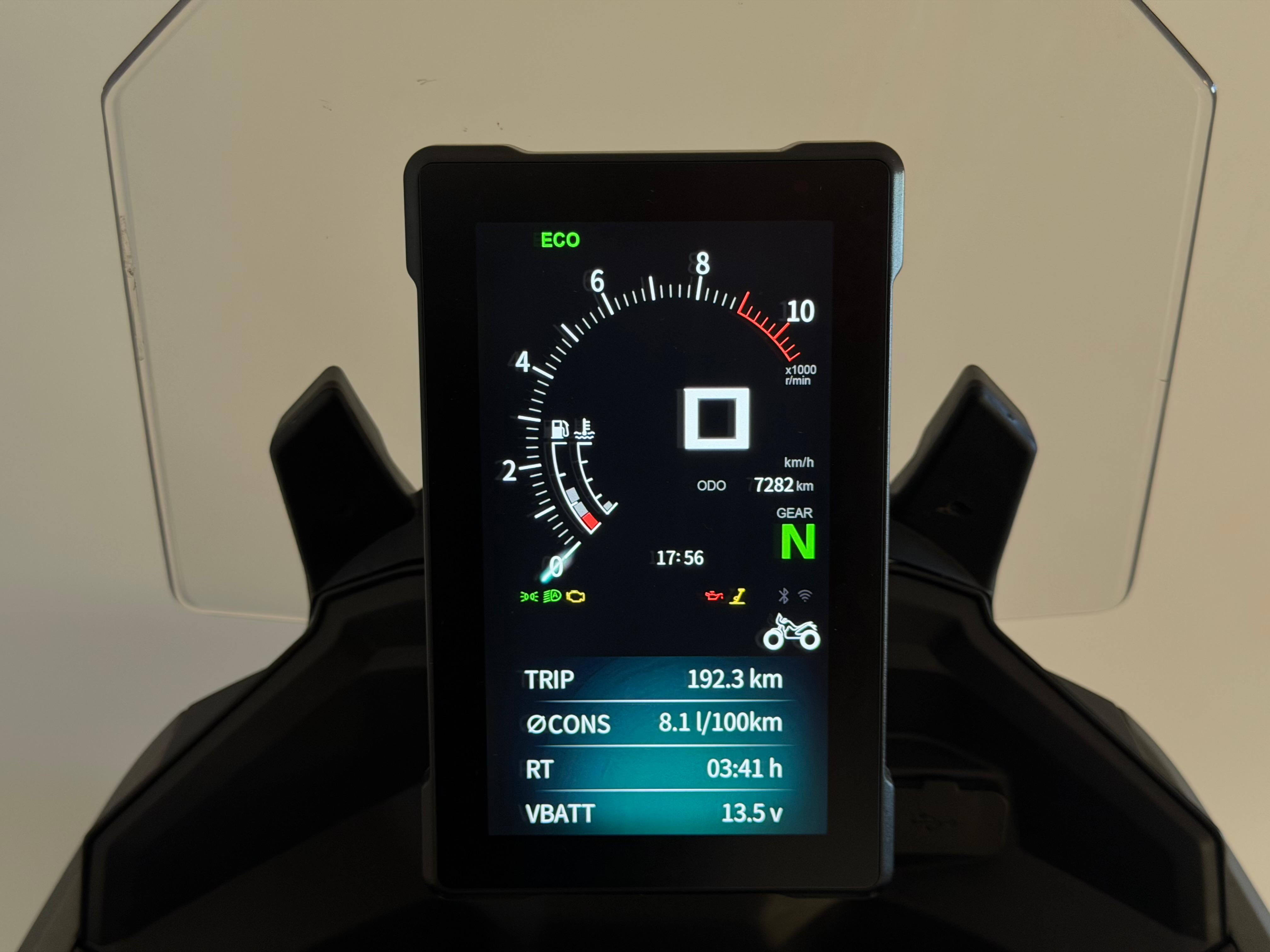 Imagen de KOVE 800 X PRO