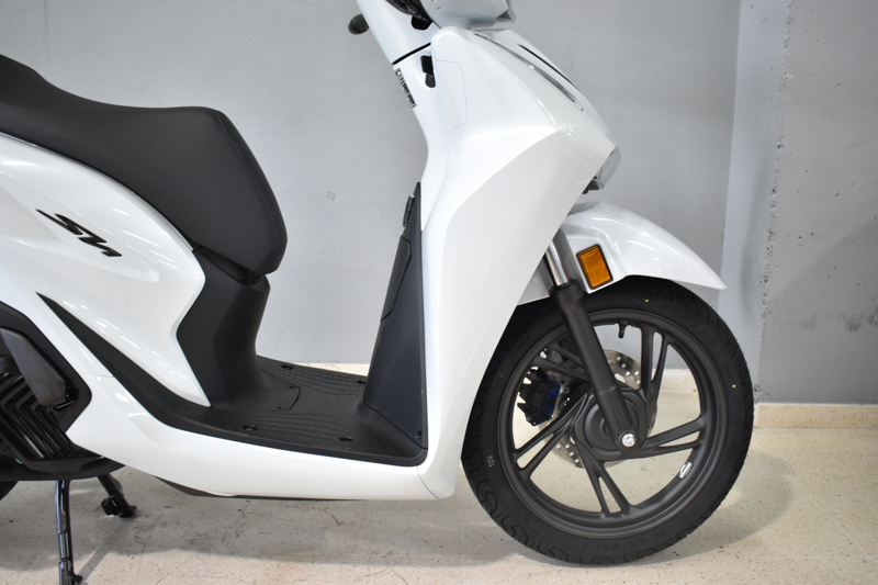 Foto 2 de HONDA SCOOPY 125 Imagen de HONDA SCOOPY 125