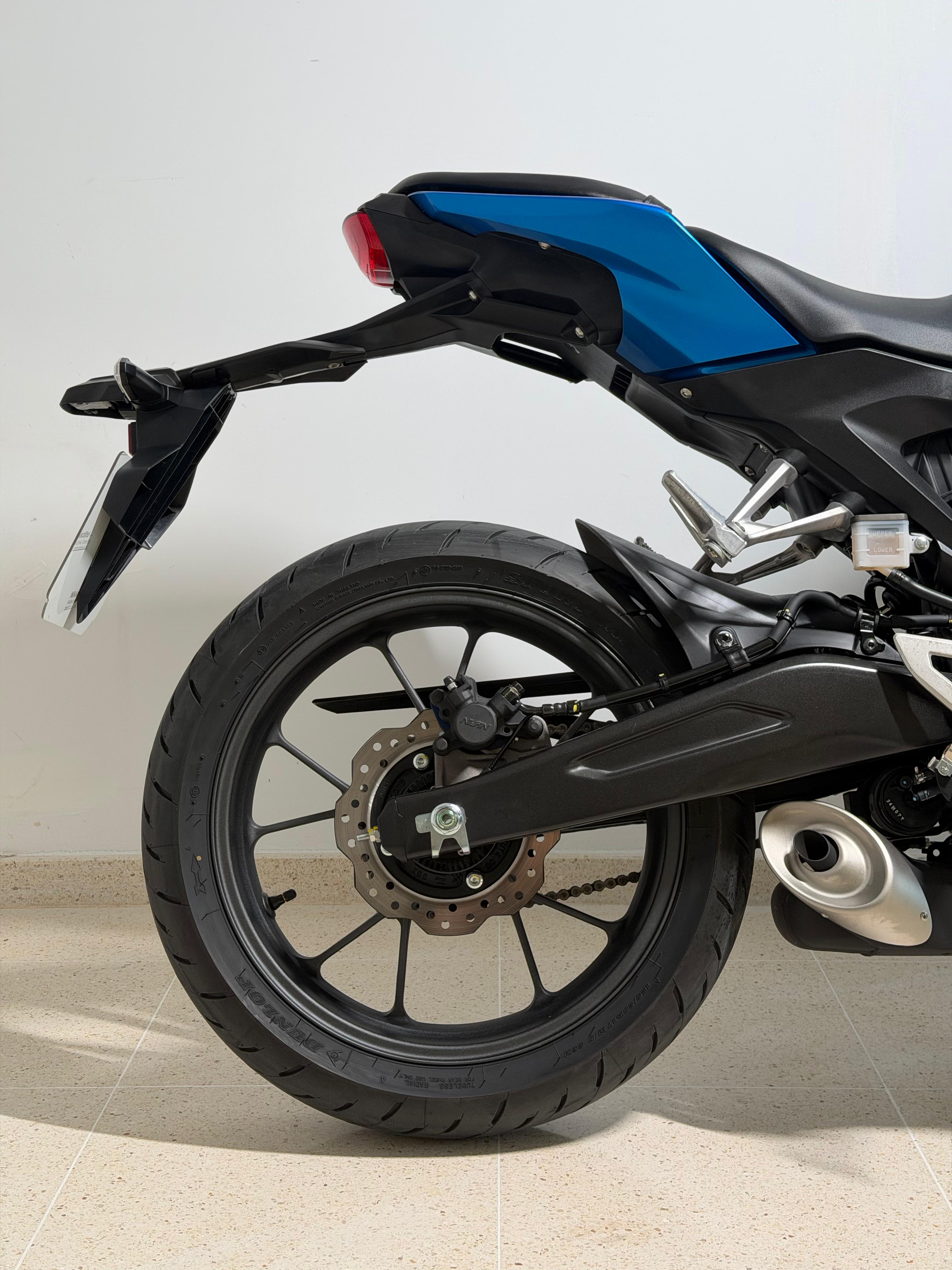 Imagen de HONDA CB125R