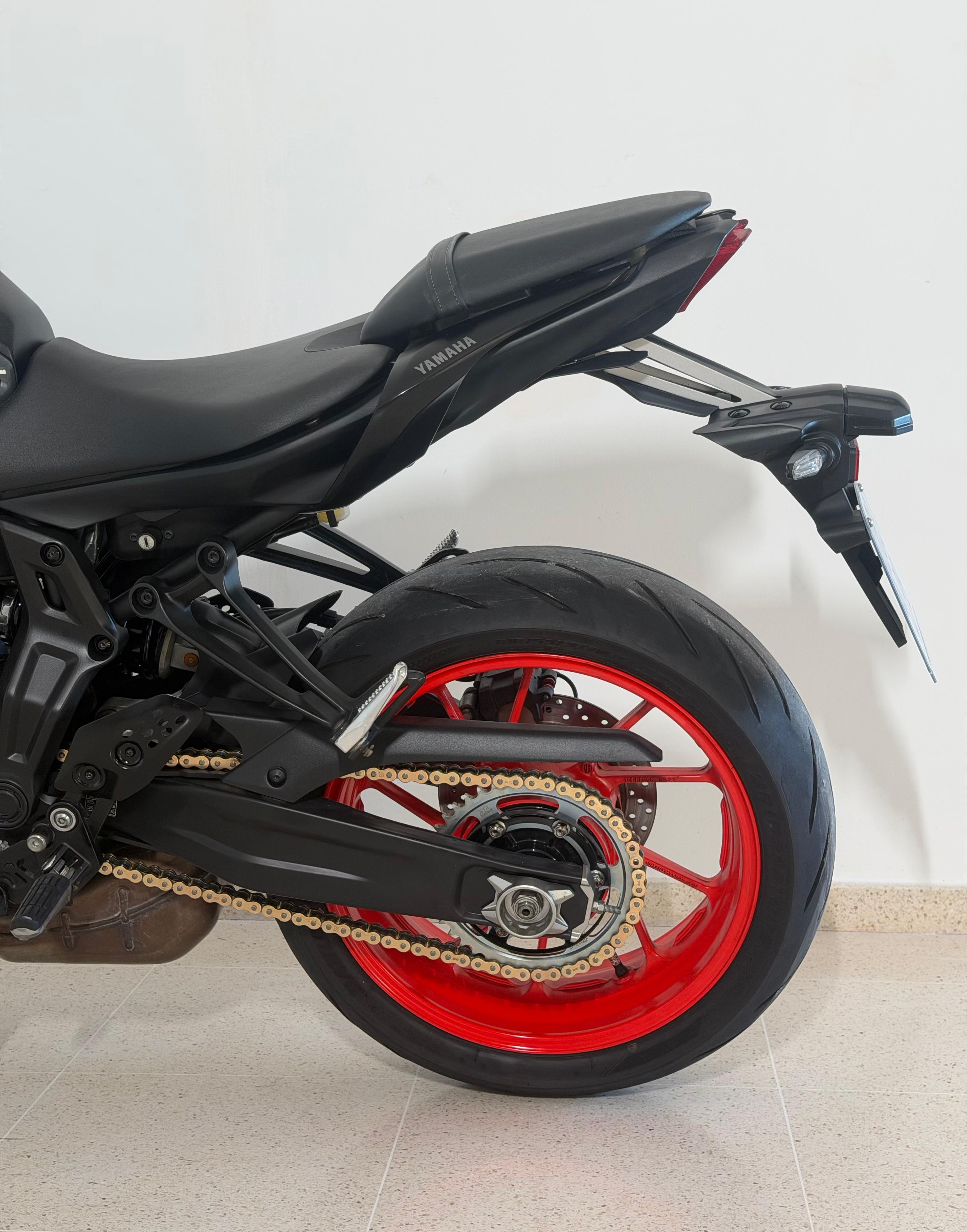 Foto 6 de YAMAHA MT-07 Imagen de YAMAHA MT-07