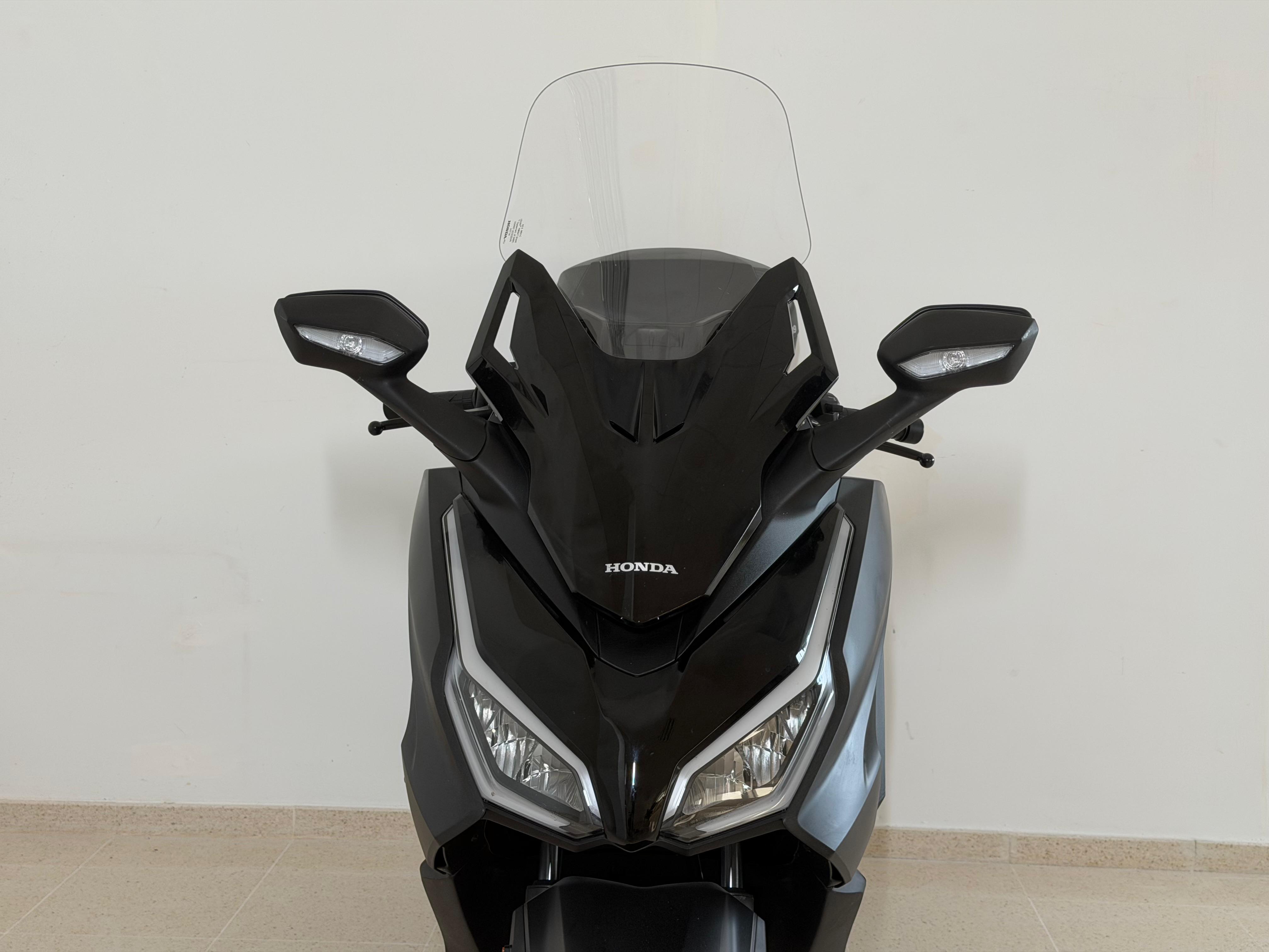 Foto 7 de HONDA FORZA 125 Imagen de HONDA FORZA 125