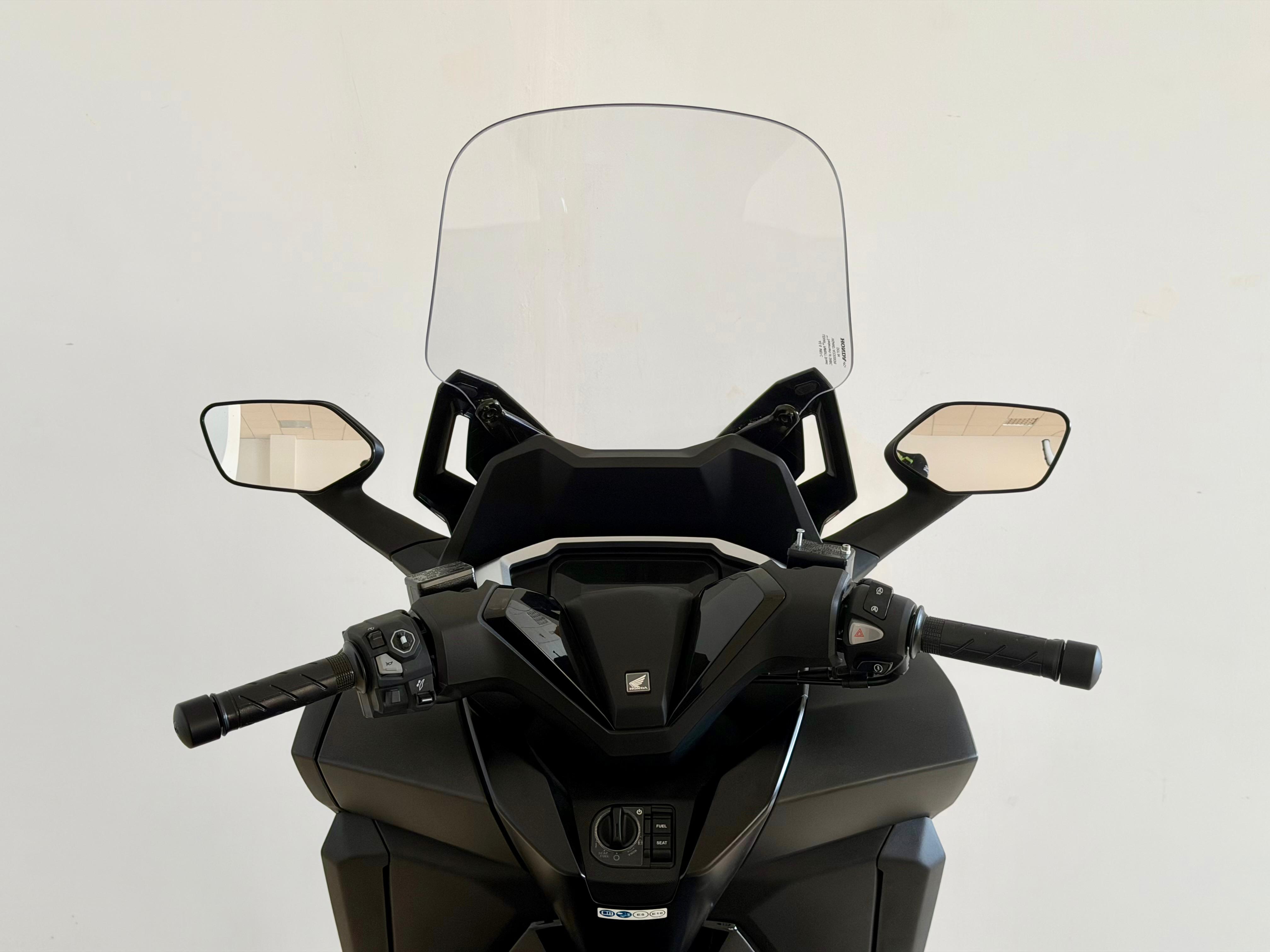 Foto 8 de HONDA FORZA 125 Imagen de HONDA FORZA 125