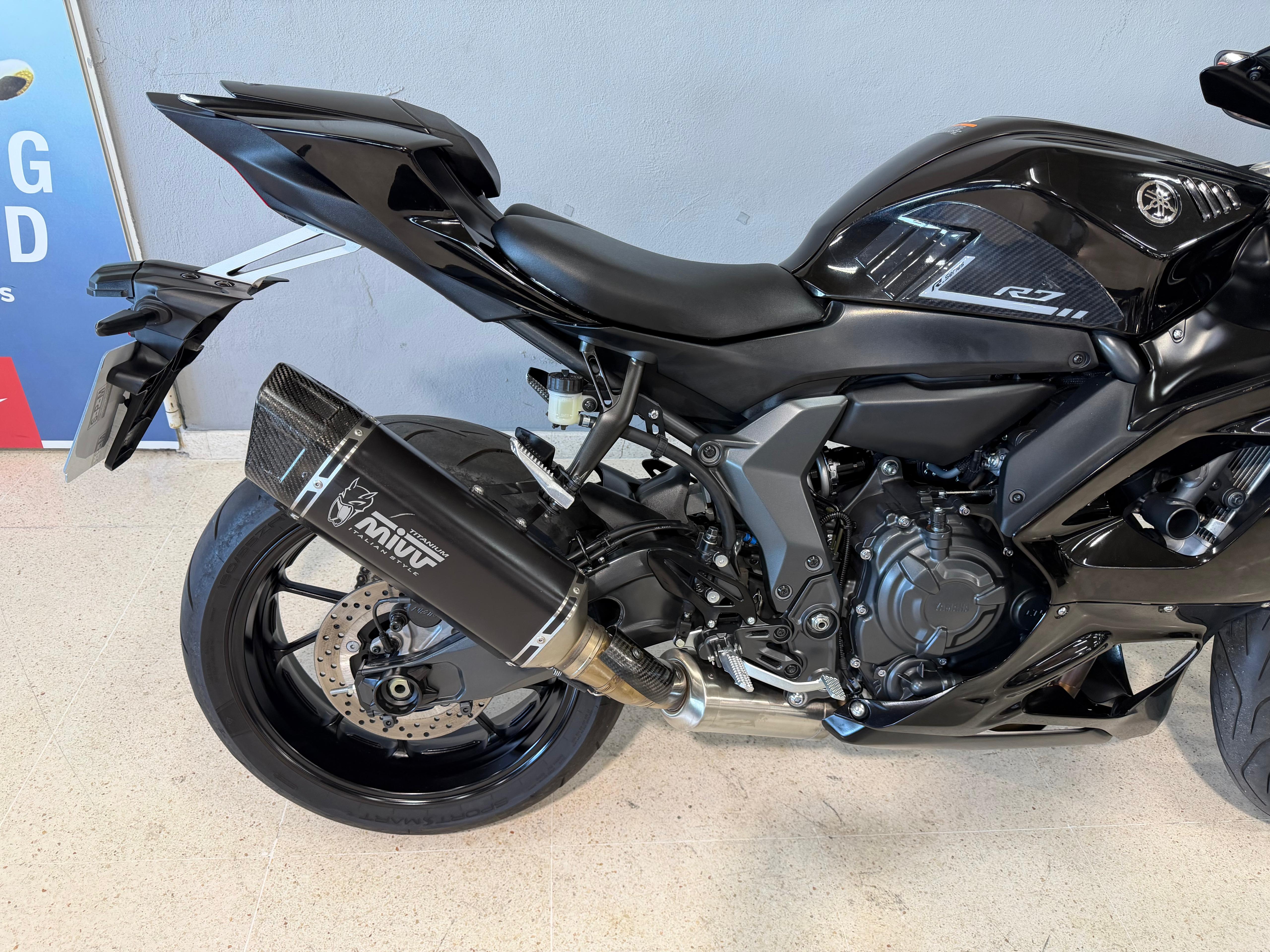 Foto 1 de YAMAHA R7 Imagen de YAMAHA R7