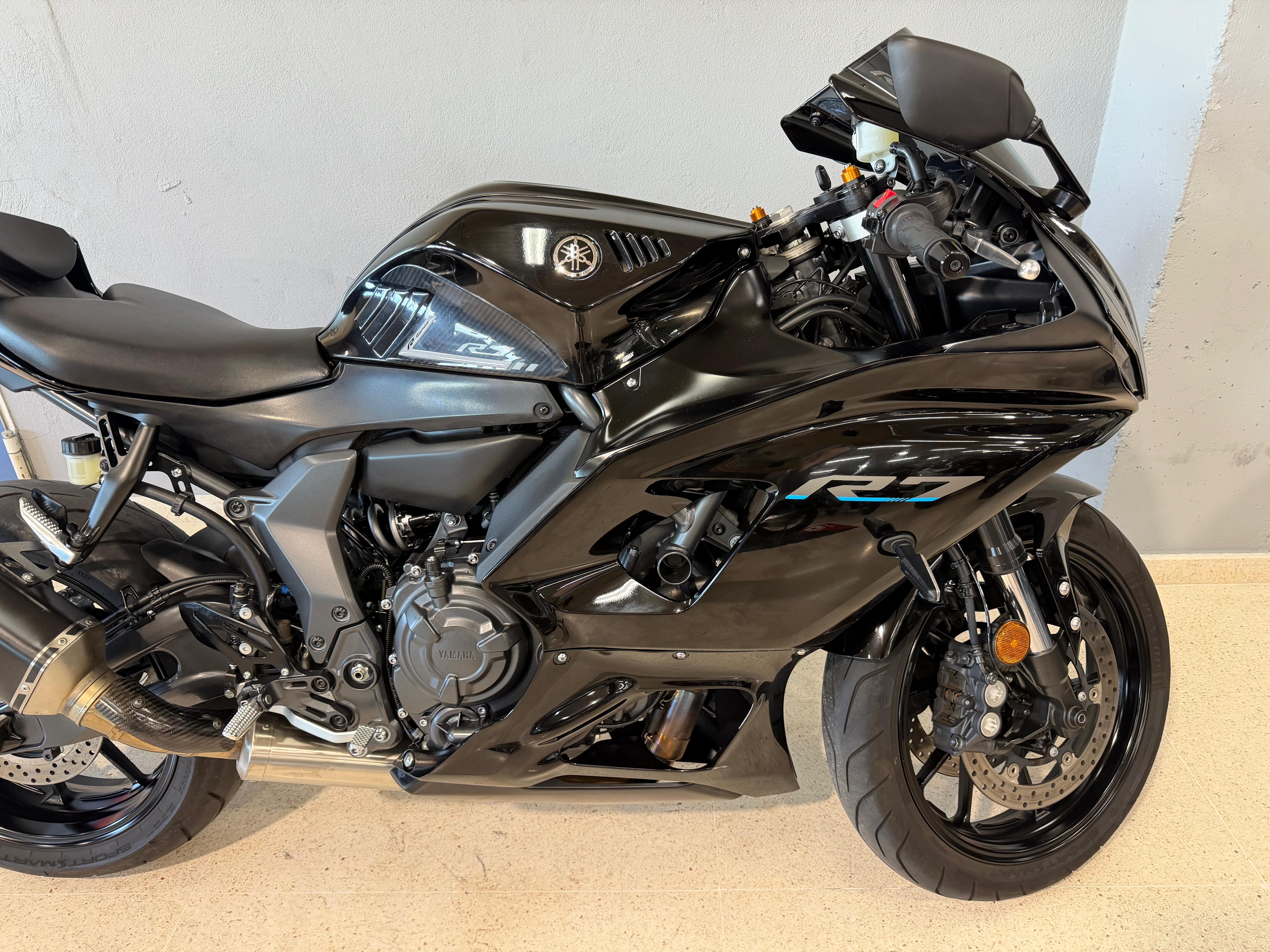 Foto 2 de YAMAHA R7 Imagen de YAMAHA R7