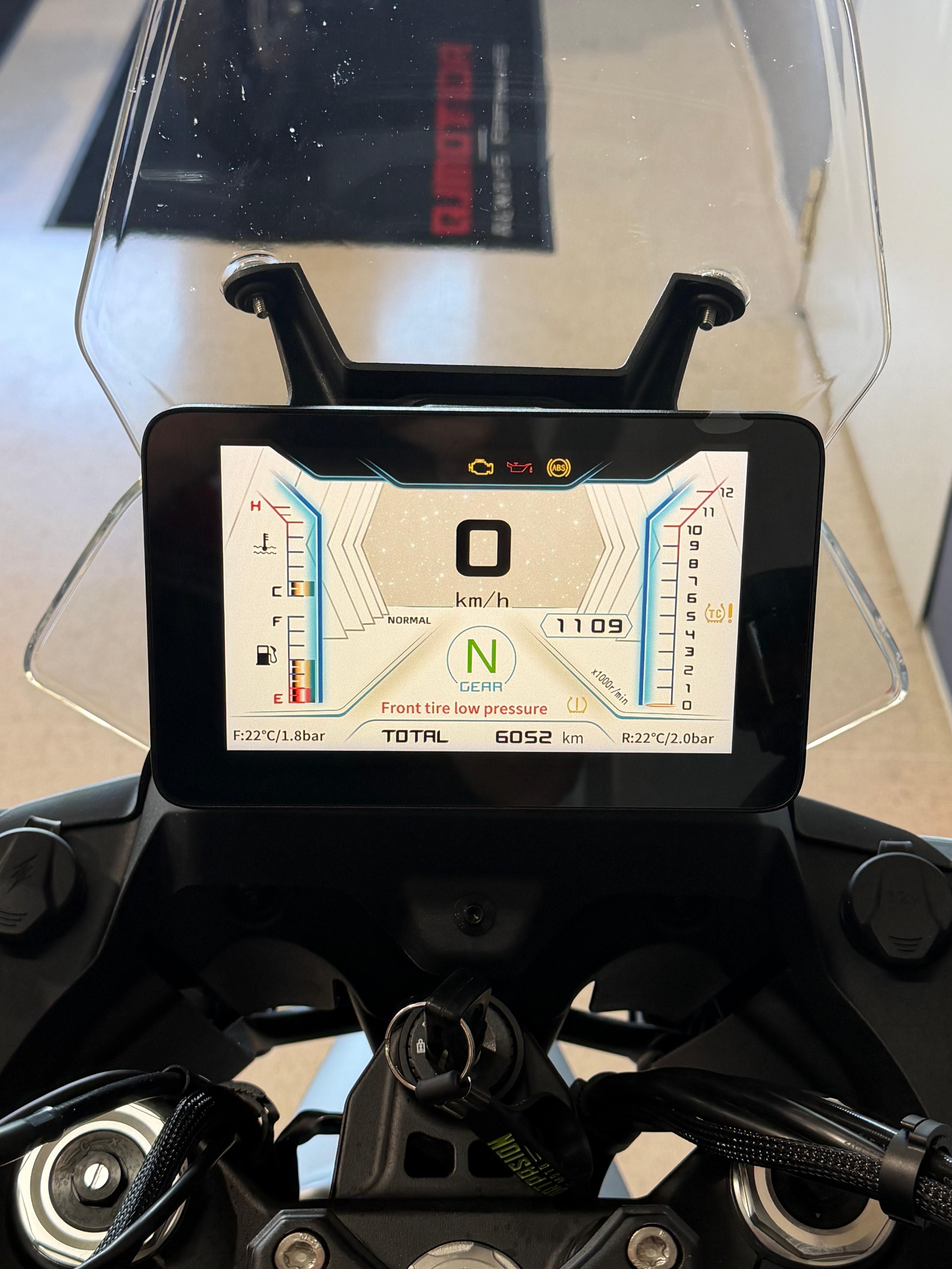 Imagen de QJMOTOR SRT 600 SX