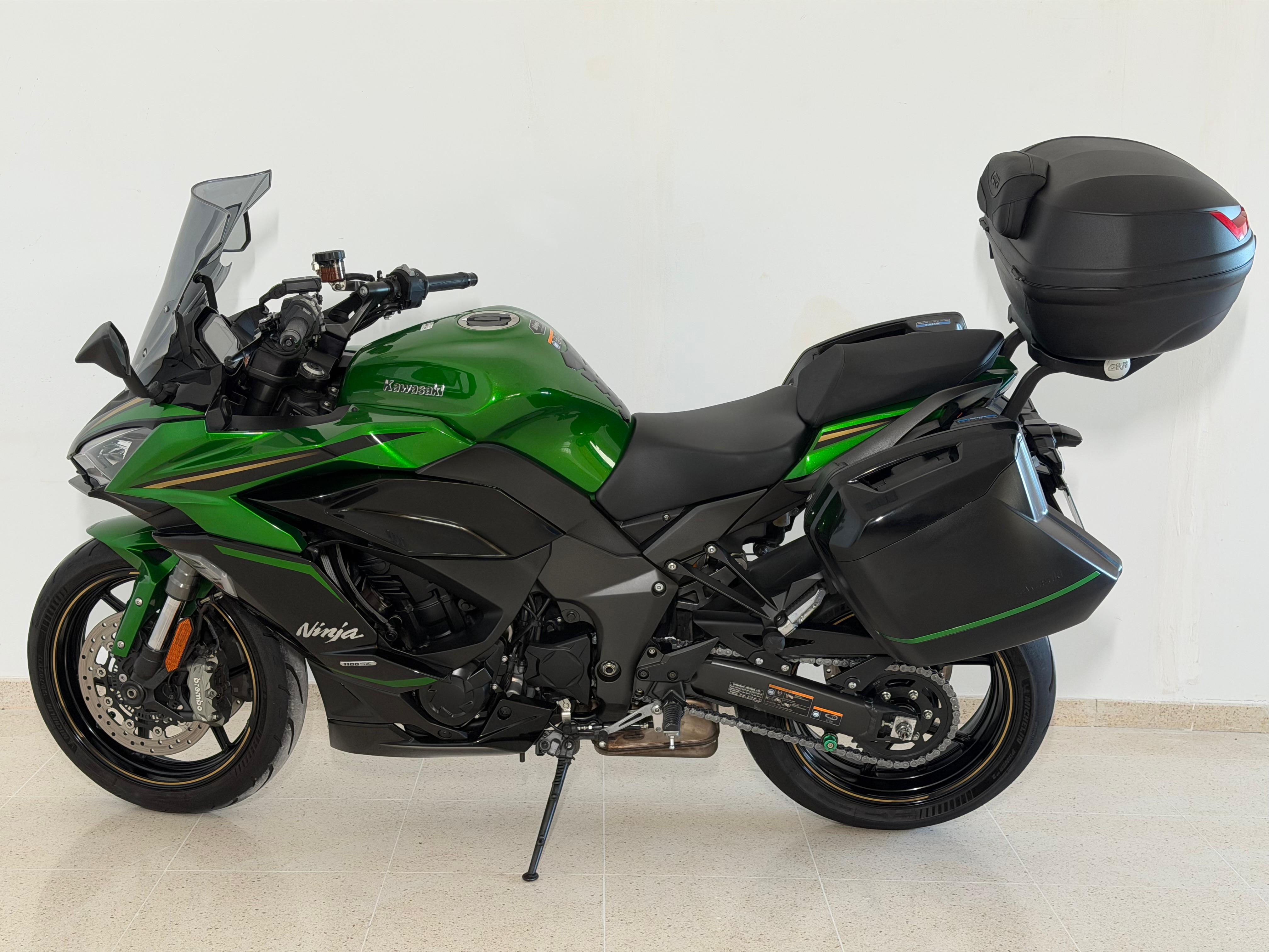 Foto 4 de KAWASAKI NINJA 1100 SX SE Imagen de KAWASAKI NINJA 1100 SX SE