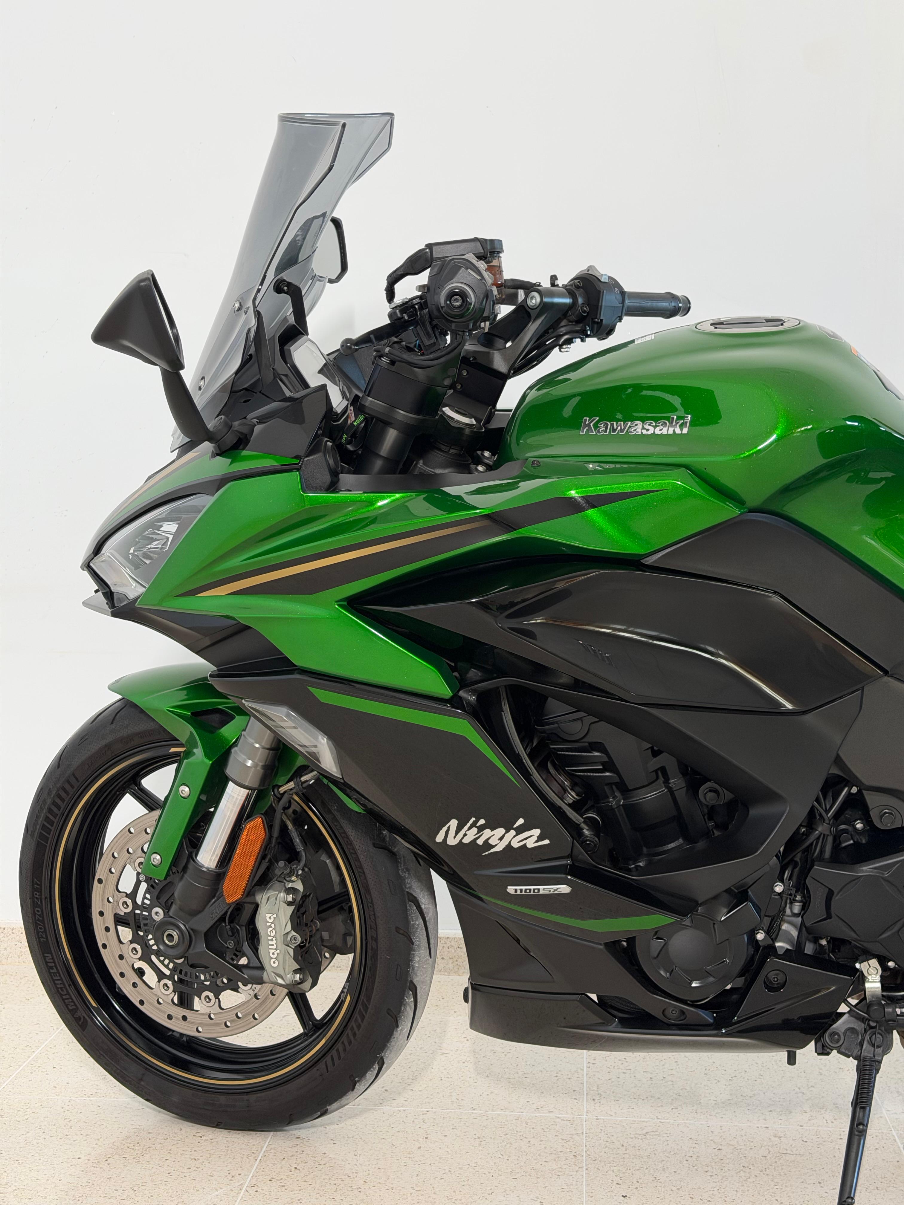 Foto 5 de KAWASAKI NINJA 1100 SX SE Imagen de KAWASAKI NINJA 1100 SX SE