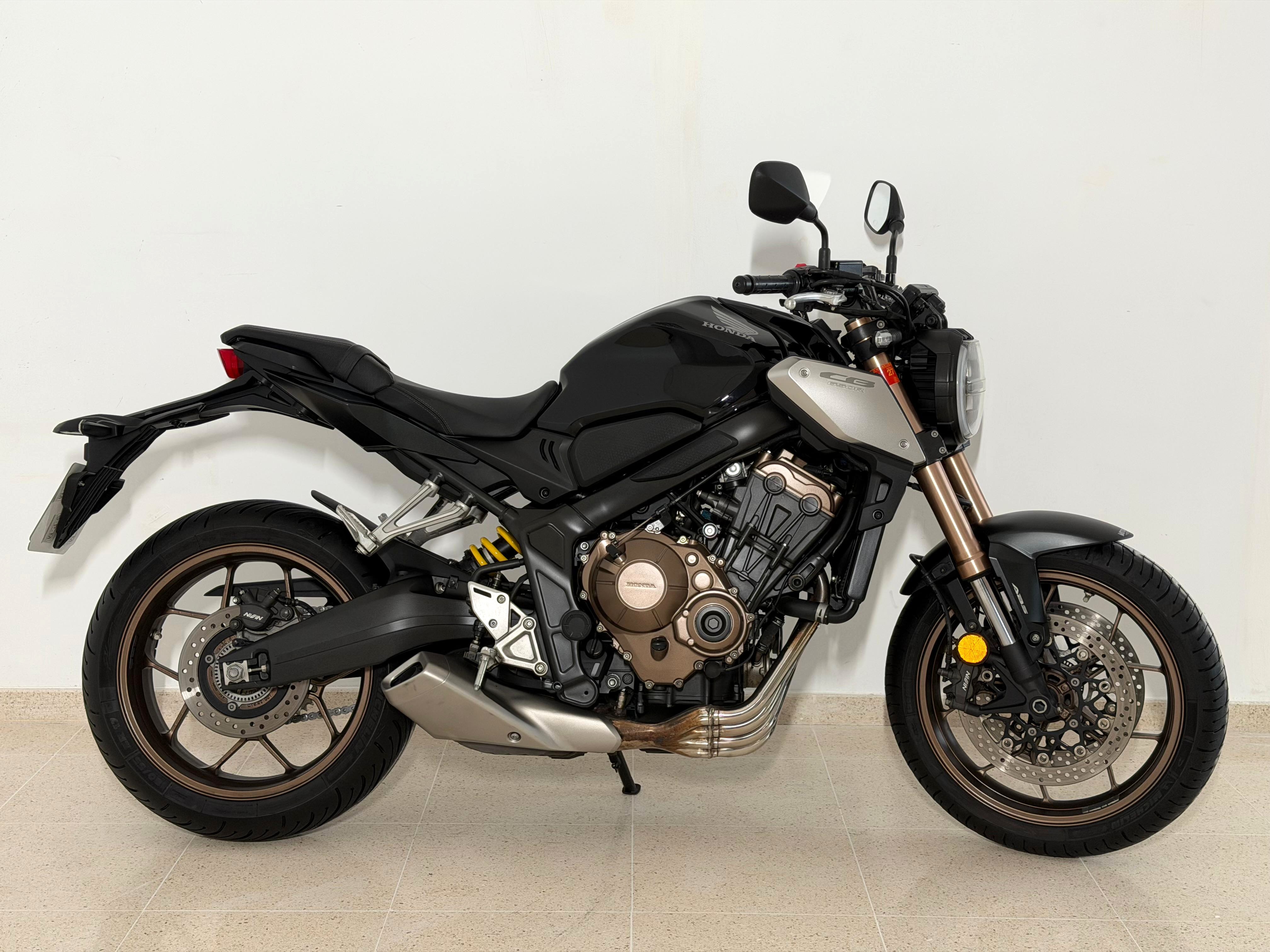 Foto 1 de HONDA CB 650R Imagen de HONDA CB 650R