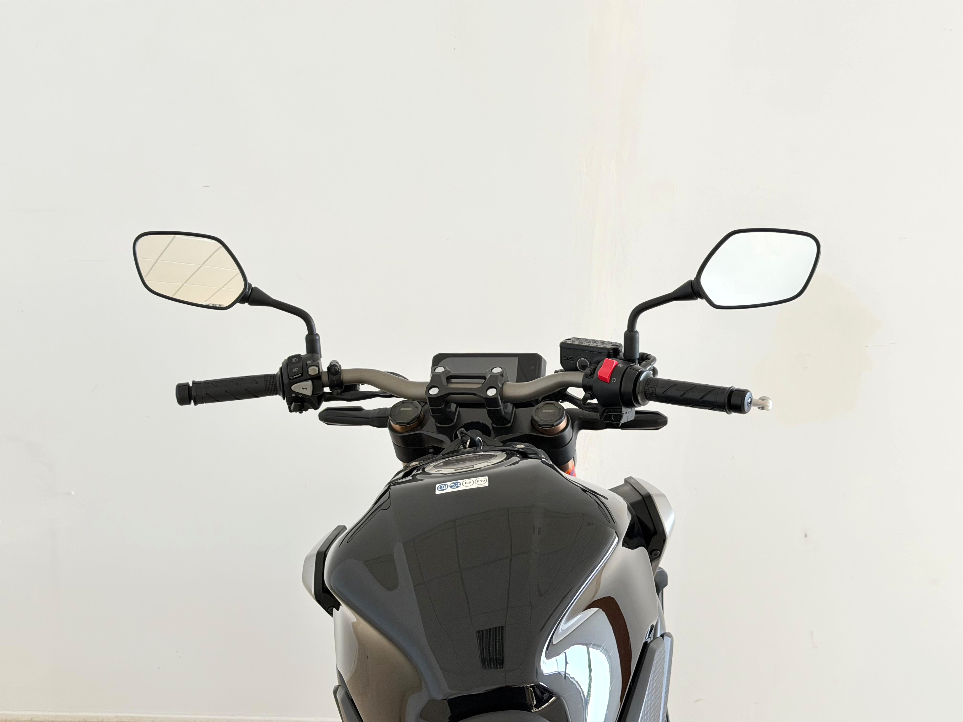 Foto 7 de HONDA CB 650R Imagen de HONDA CB 650R