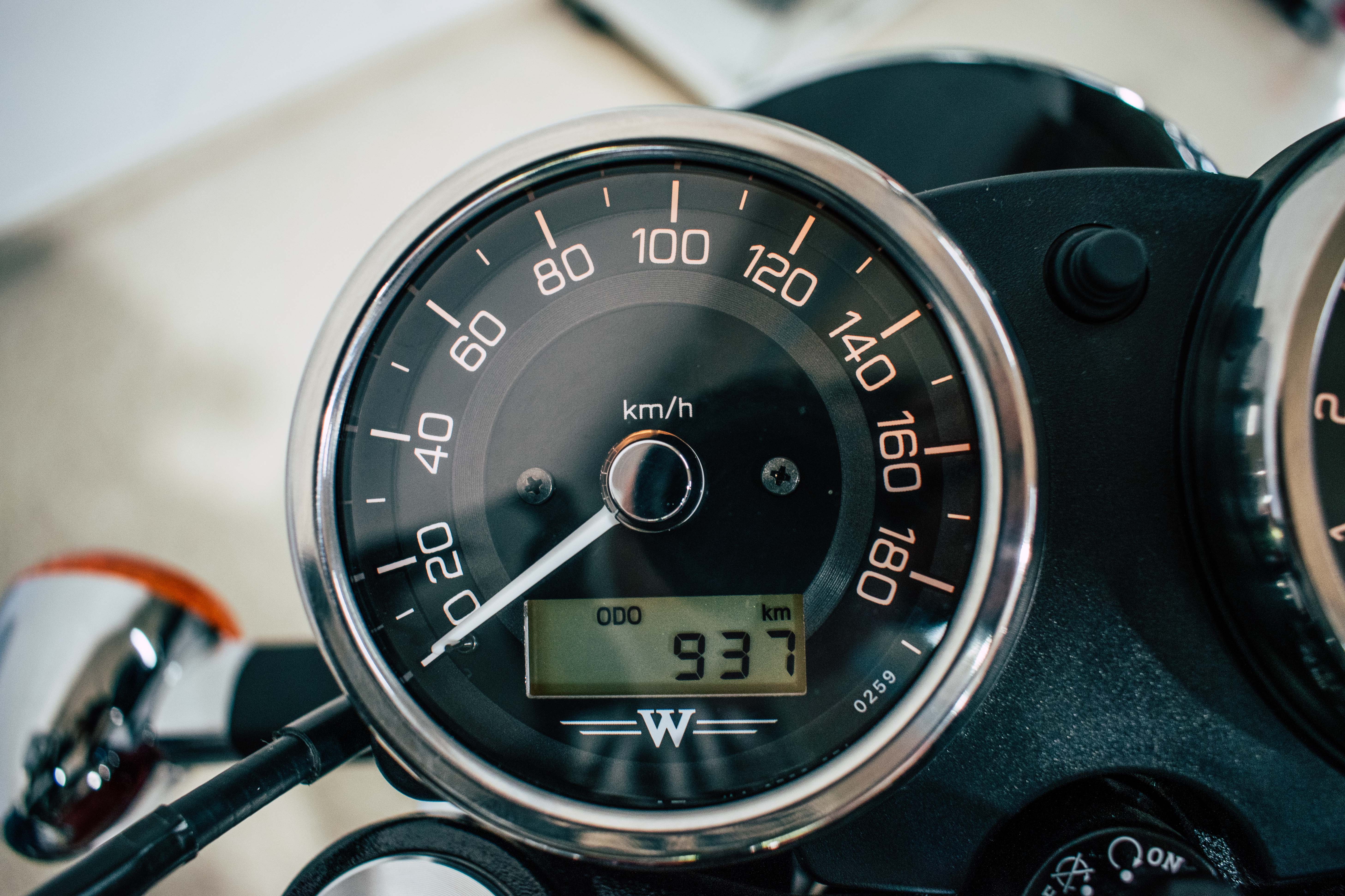 Moto Image